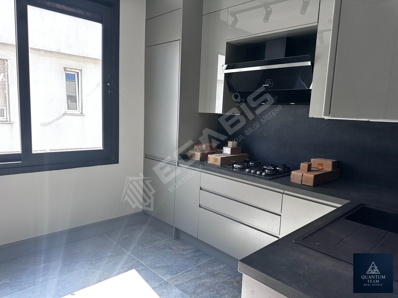 BAKIRKÖY ŞEVKETİYE MAHALLESİNDE EŞSİZ YAŞAM FIRSATI - 8
