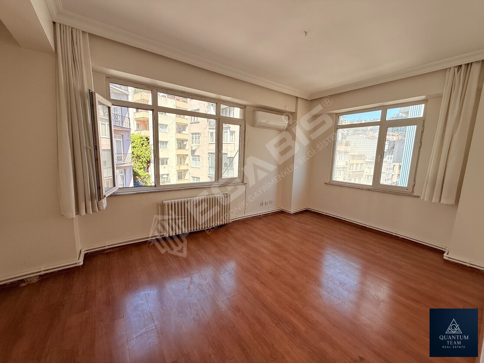 BEYOĞLU PÜRTELAŞHASAN MAHALLESİNDE SATILIK GENİŞ 3+1 DAİRE - 7