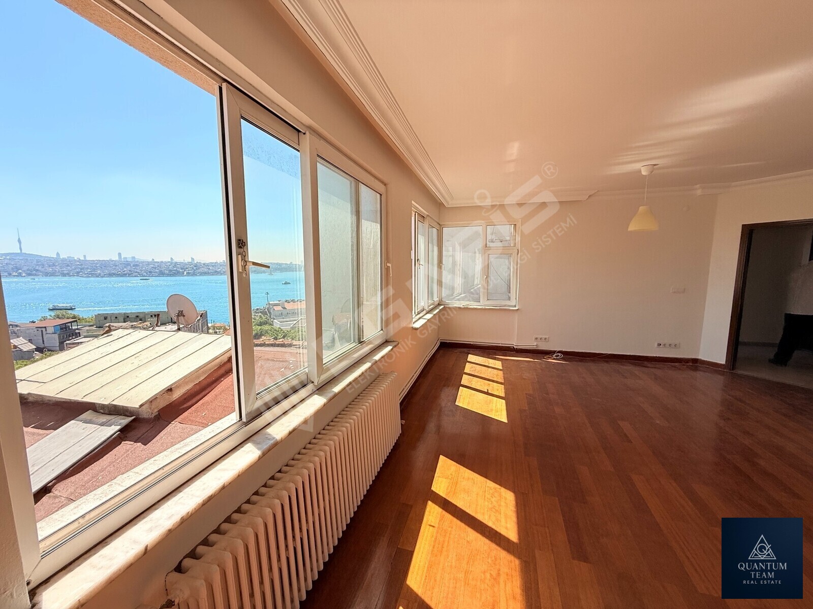 BEYOĞLU PÜRTELAŞHASAN MAHALLESİNDE SATILIK GENİŞ 3+1 DAİRE