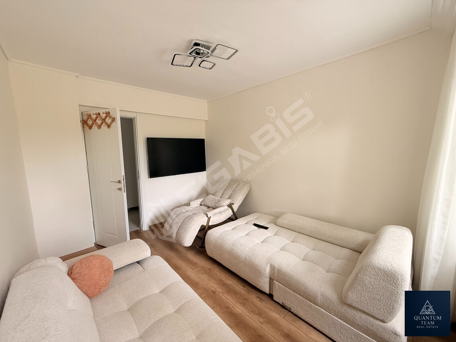 KİRALIK - TARABYA SANATÇILAR SİTESİ BAHÇE KULLANIMLI 3+1 DAİRE - 5