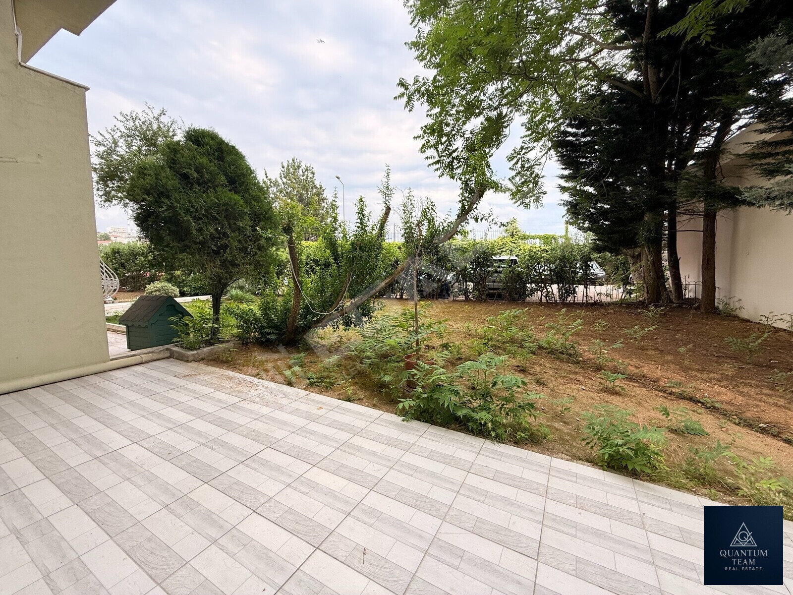 KİRALIK - TARABYA SANATÇILAR SİTESİ BAHÇE KULLANIMLI 3+1 DAİRE - 16
