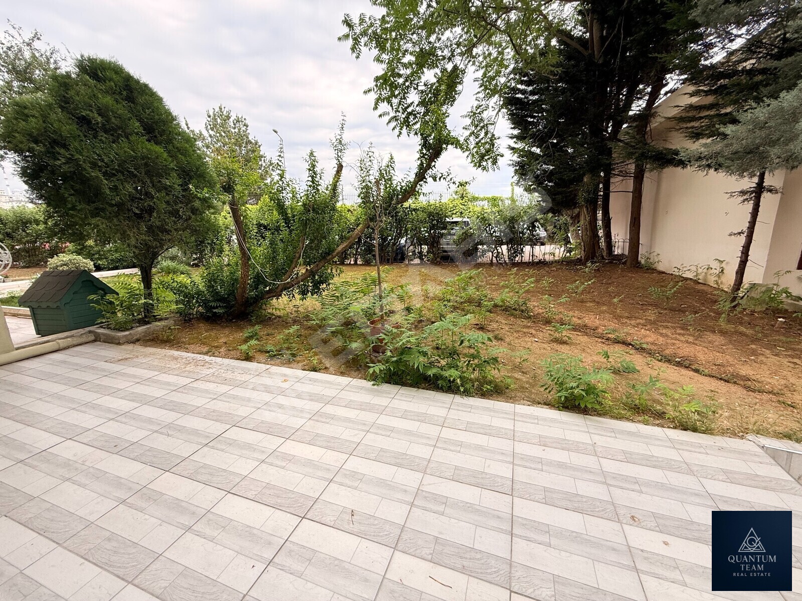 KİRALIK - TARABYA SANATÇILAR SİTESİ BAHÇE KULLANIMLI 3+1 DAİRE - 17