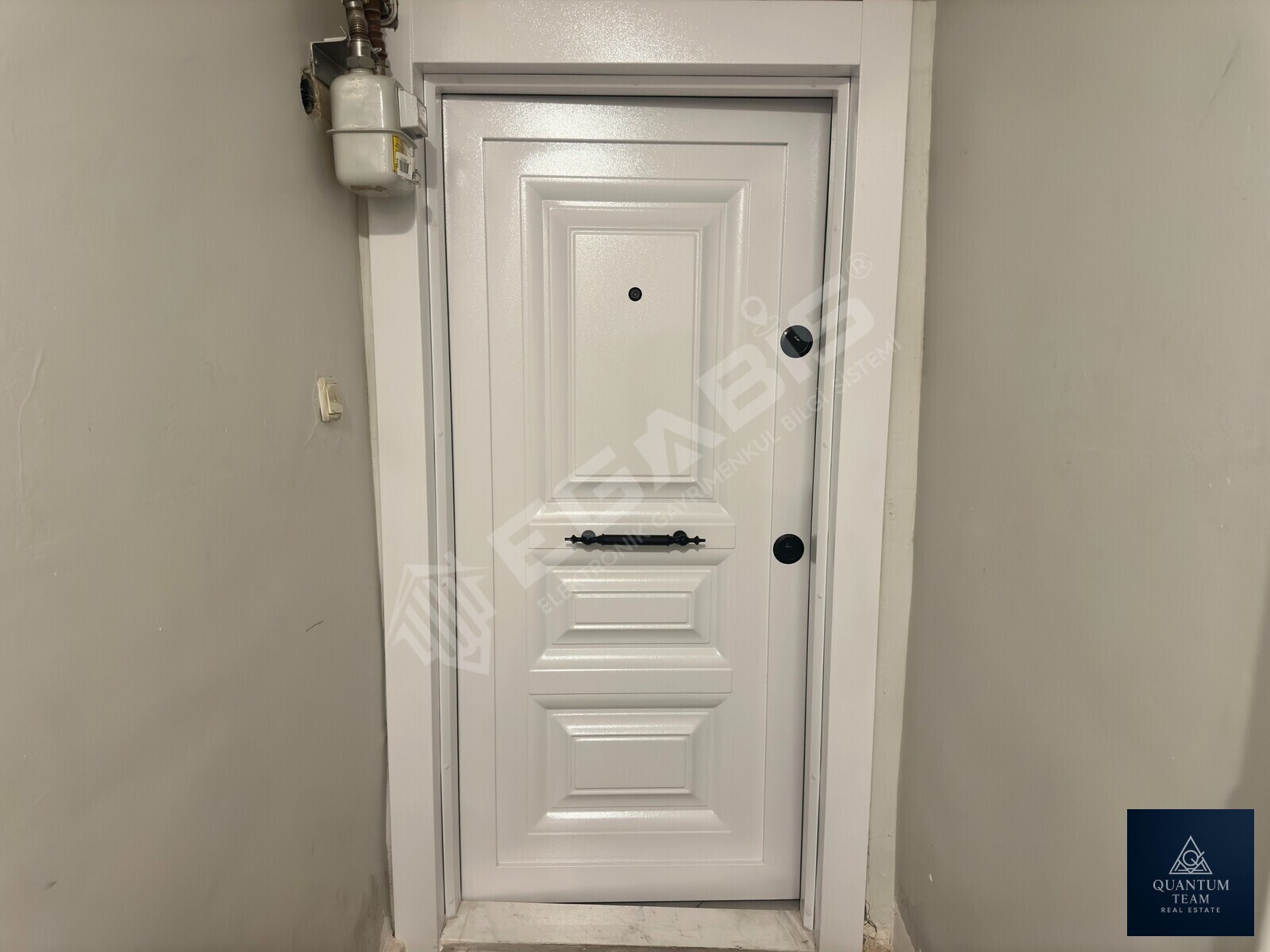 KİRALIK - TARABYA SANATÇILAR SİTESİ BAHÇE KULLANIMLI 3+1 DAİRE - 20