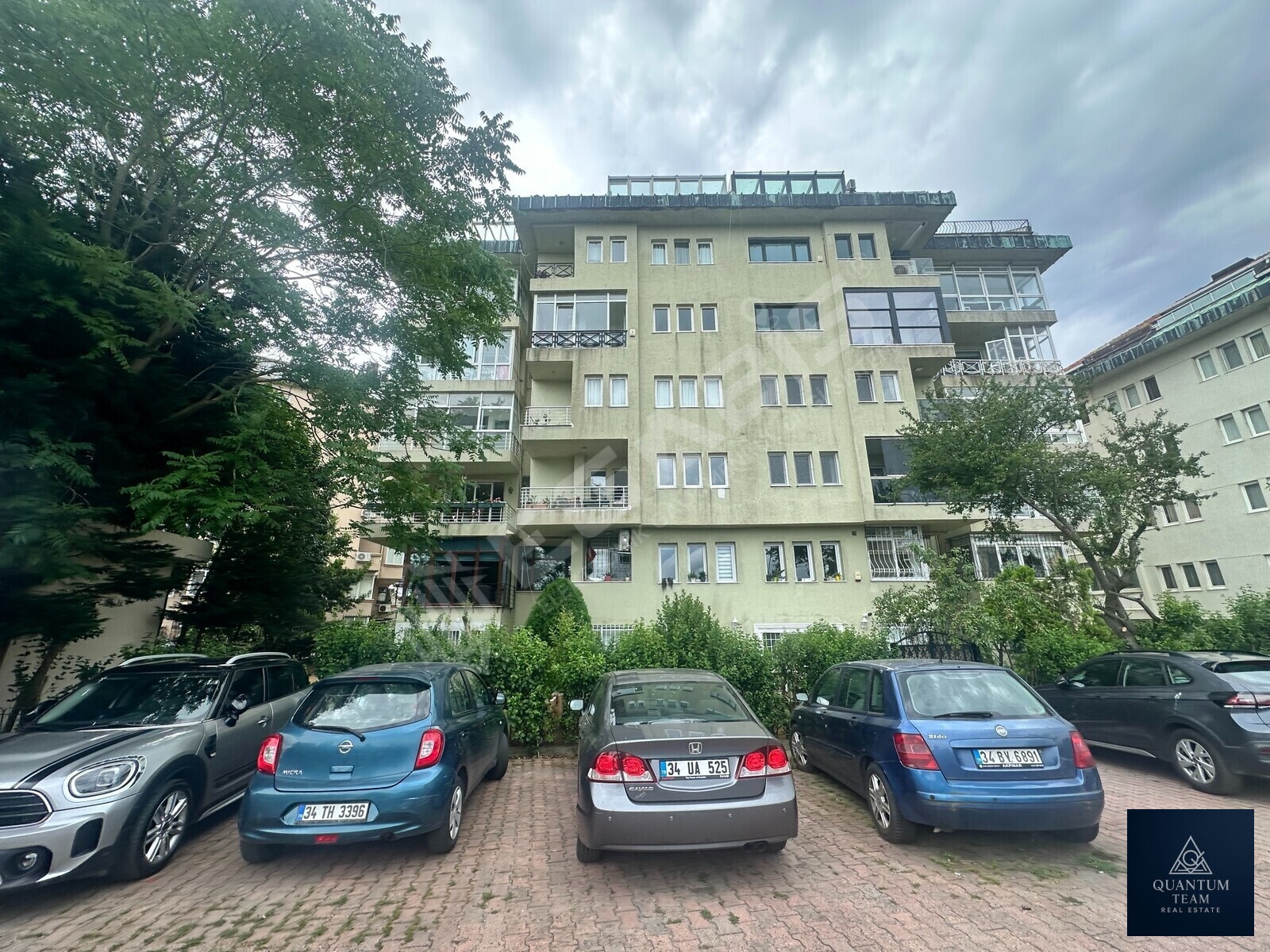 KİRALIK - TARABYA SANATÇILAR SİTESİ BAHÇE KULLANIMLI 3+1 DAİRE - 29