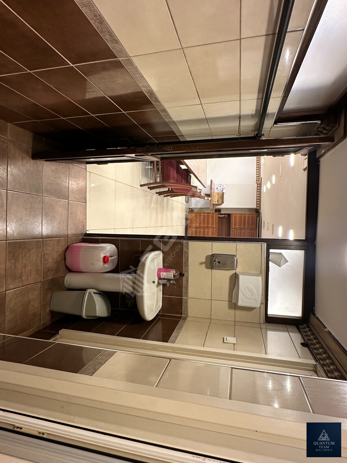 ÇELİKTEPE CADDE ÜZERİNDE DEVREN KİRALIK 400 M2 RESTORAN - 25