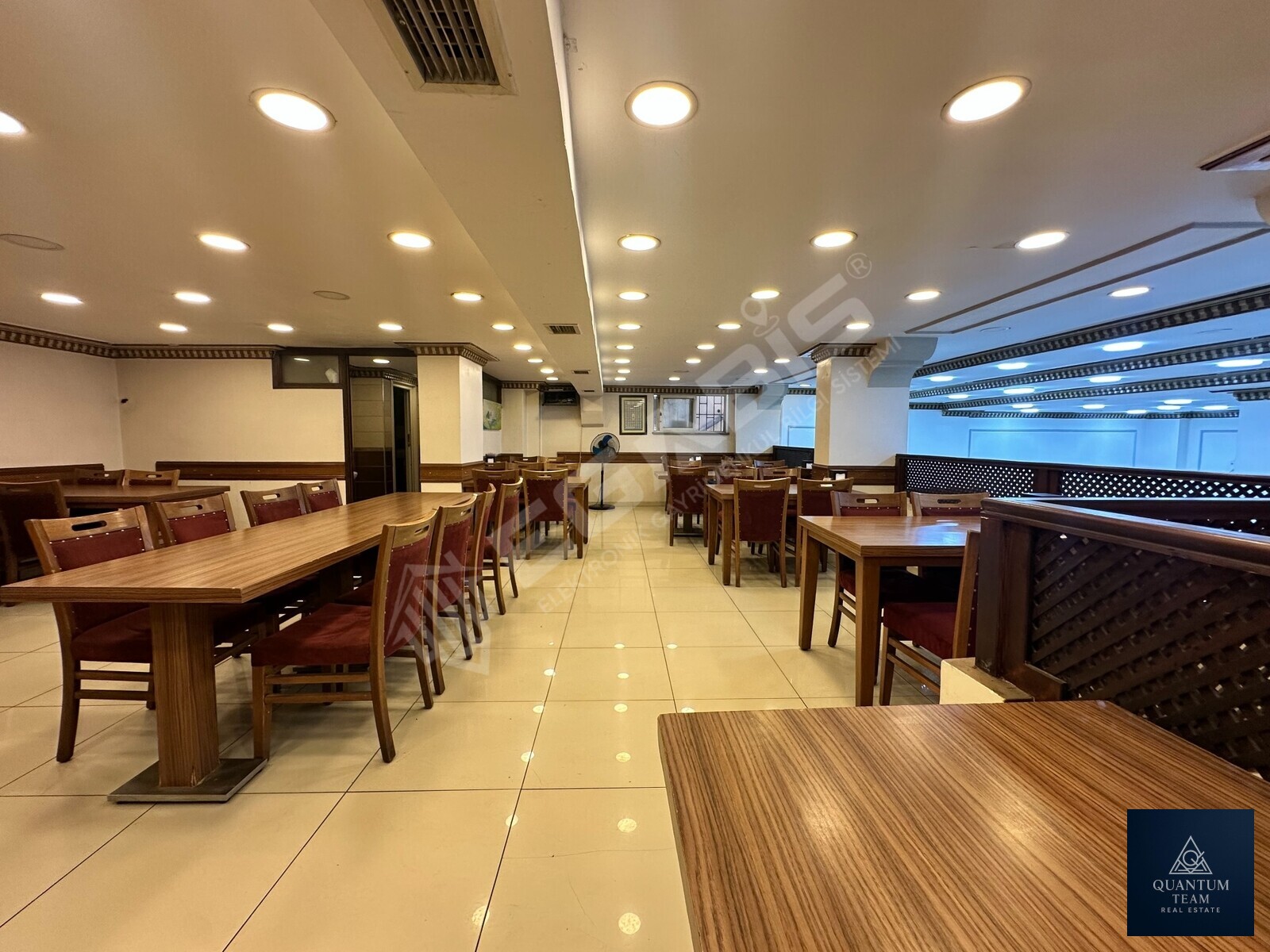 SATILIK - ÇELİKTEPE CADDE ÜZERİ 400 M2 DÜKKAN - 18