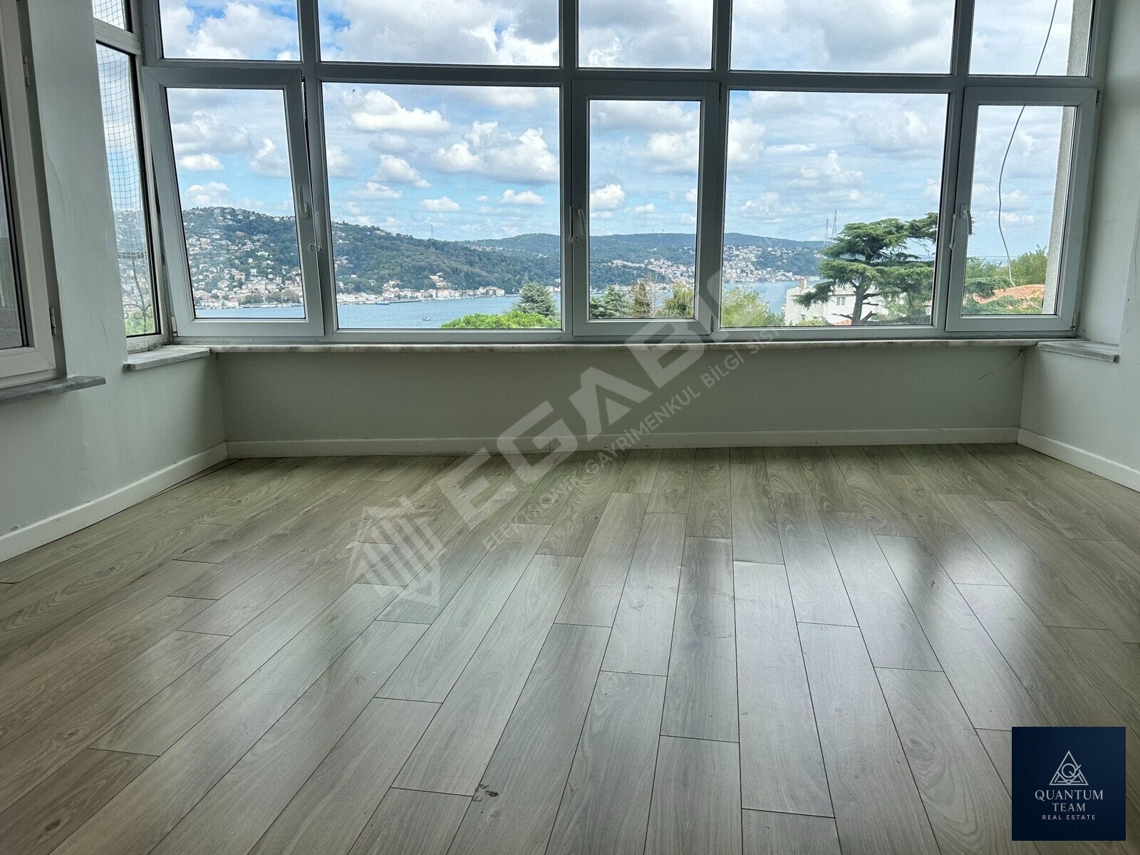 KİRALIK | SARIYER KİREÇBURNUNDA BOĞAZ MANZARALI | 3+1 DAİRE - 6