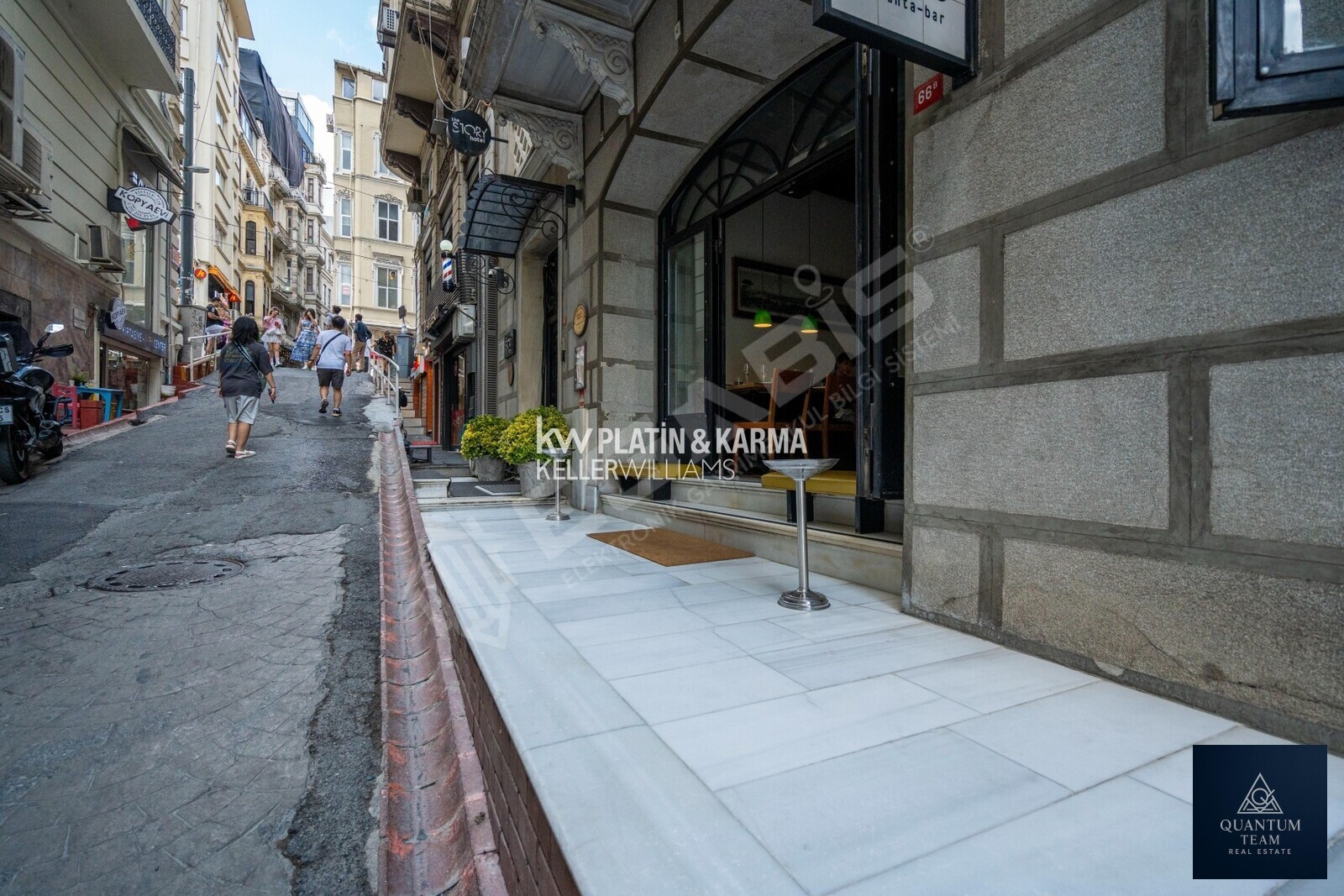 SATILIK - KUMBARACI İLE İSTİKLAL KESİŞİMİNDE 24 ODALI OTEL - 24