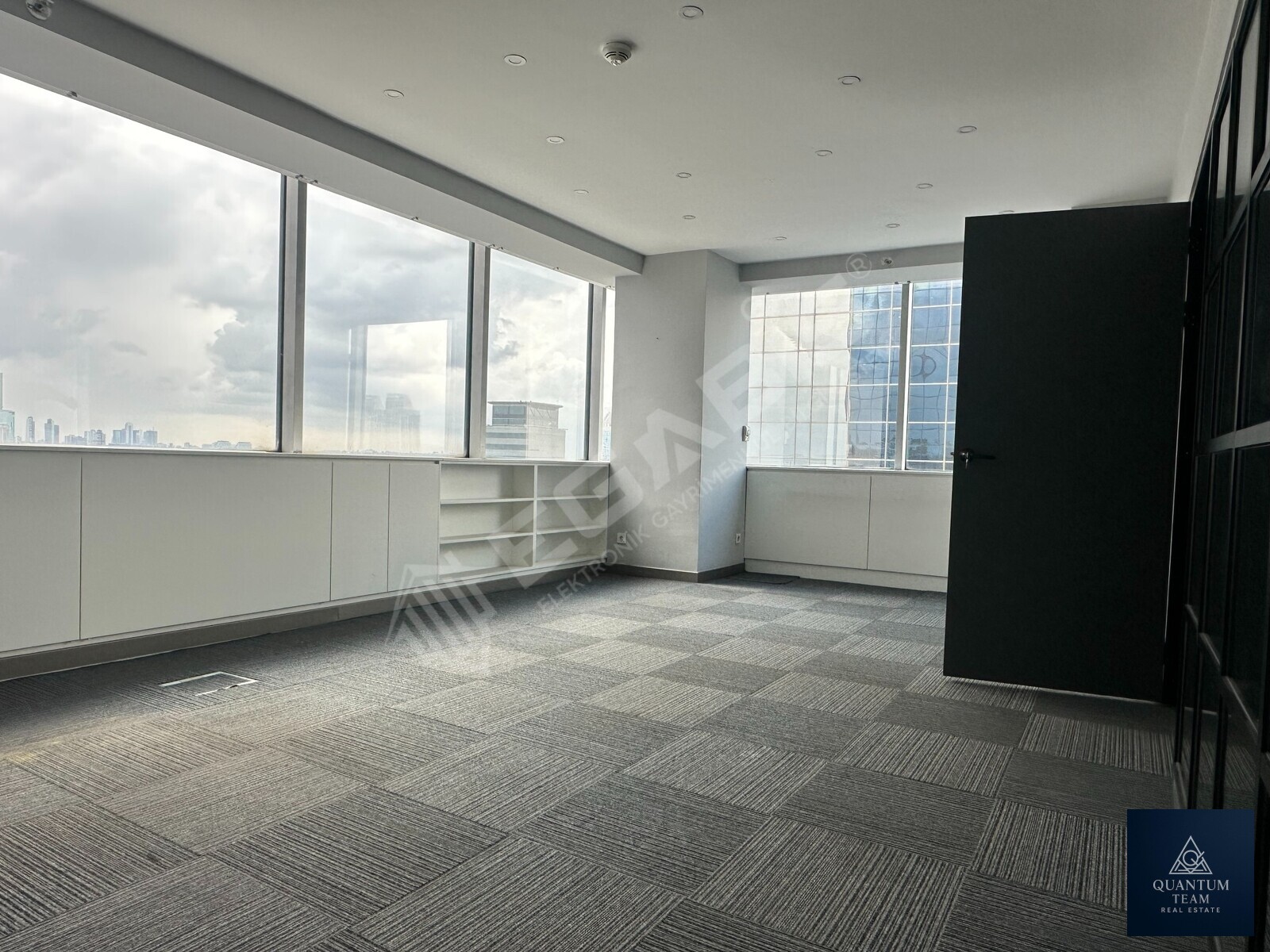 KİRALIK-SPRİNG GİZ PLAZA - 15. KATTA - 330 M2 - 6 BÖLÜMLÜ OFİS - 15