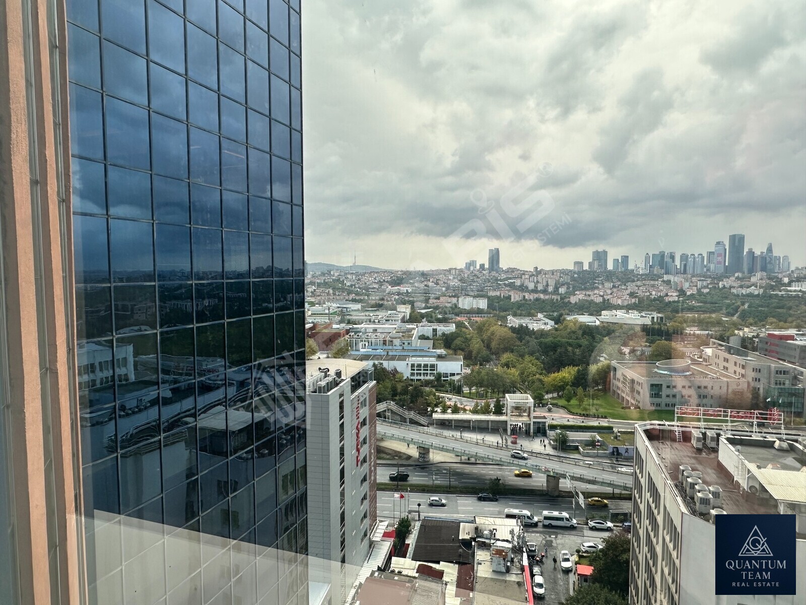 KİRALIK-SPRİNG GİZ PLAZA - 15. KATTA - 330 M2 - 6 BÖLÜMLÜ OFİS - 14