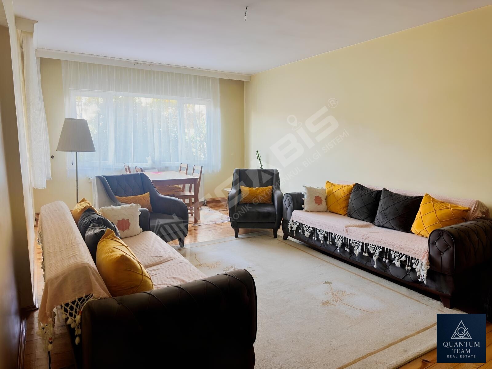 SATILIK - BEYLİKDÜZÜ BARIŞ'TA SİTE İÇİNDE 3+1 DAİRE - 7