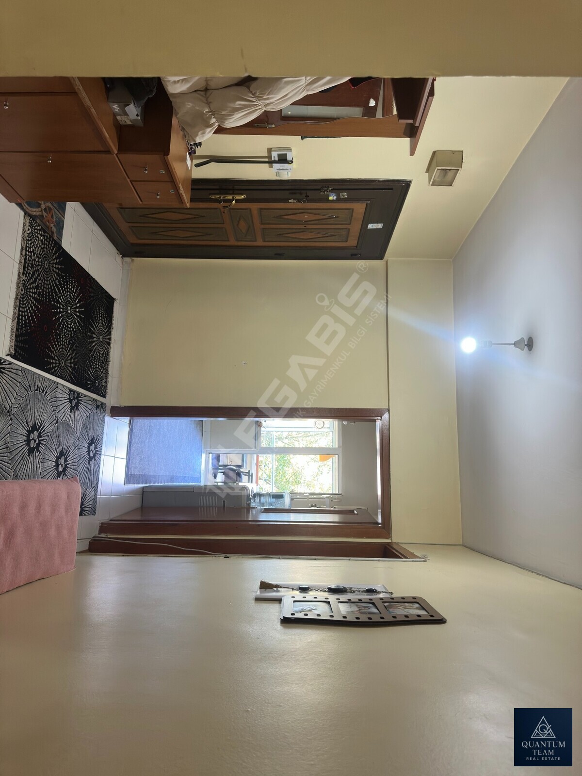 SATILIK - BEYLİKDÜZÜ BARIŞ'TA SİTE İÇİNDE 3+1 DAİRE - 16