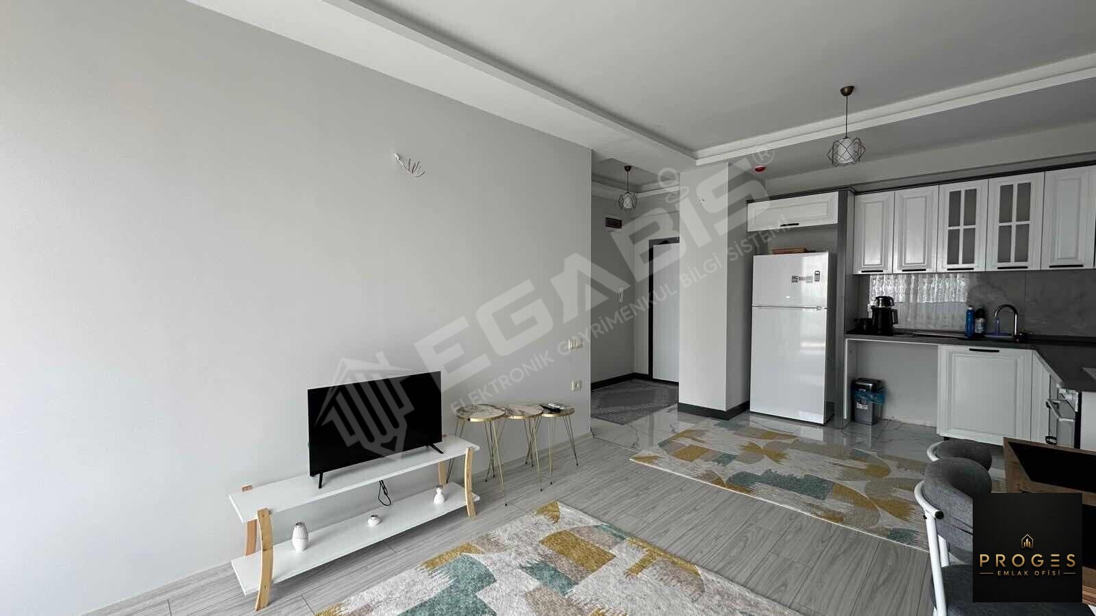 DENİZ MANZARALI EŞYALI KİRALIK 1+1 DAİRE - 17