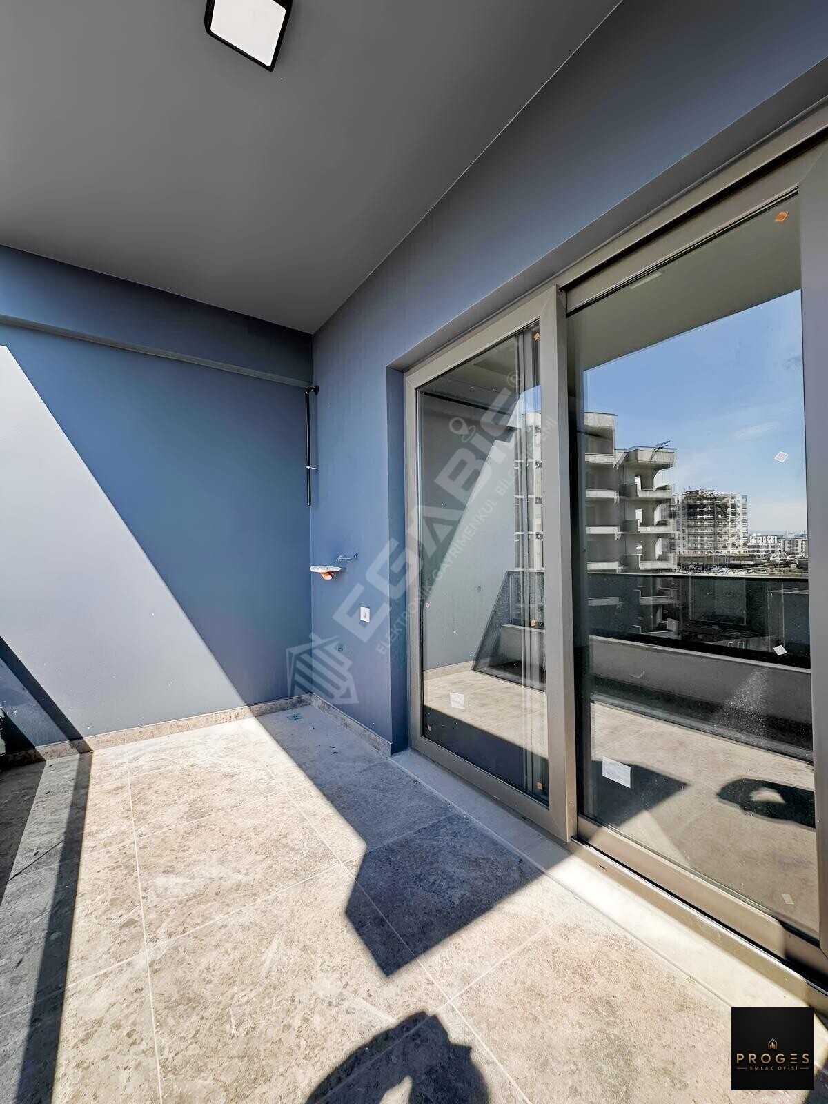 PROGES'TEN ÇEŞMELİ MAH HAVUZ MANZARALI SATILIK 1+1 DAİRE - 9