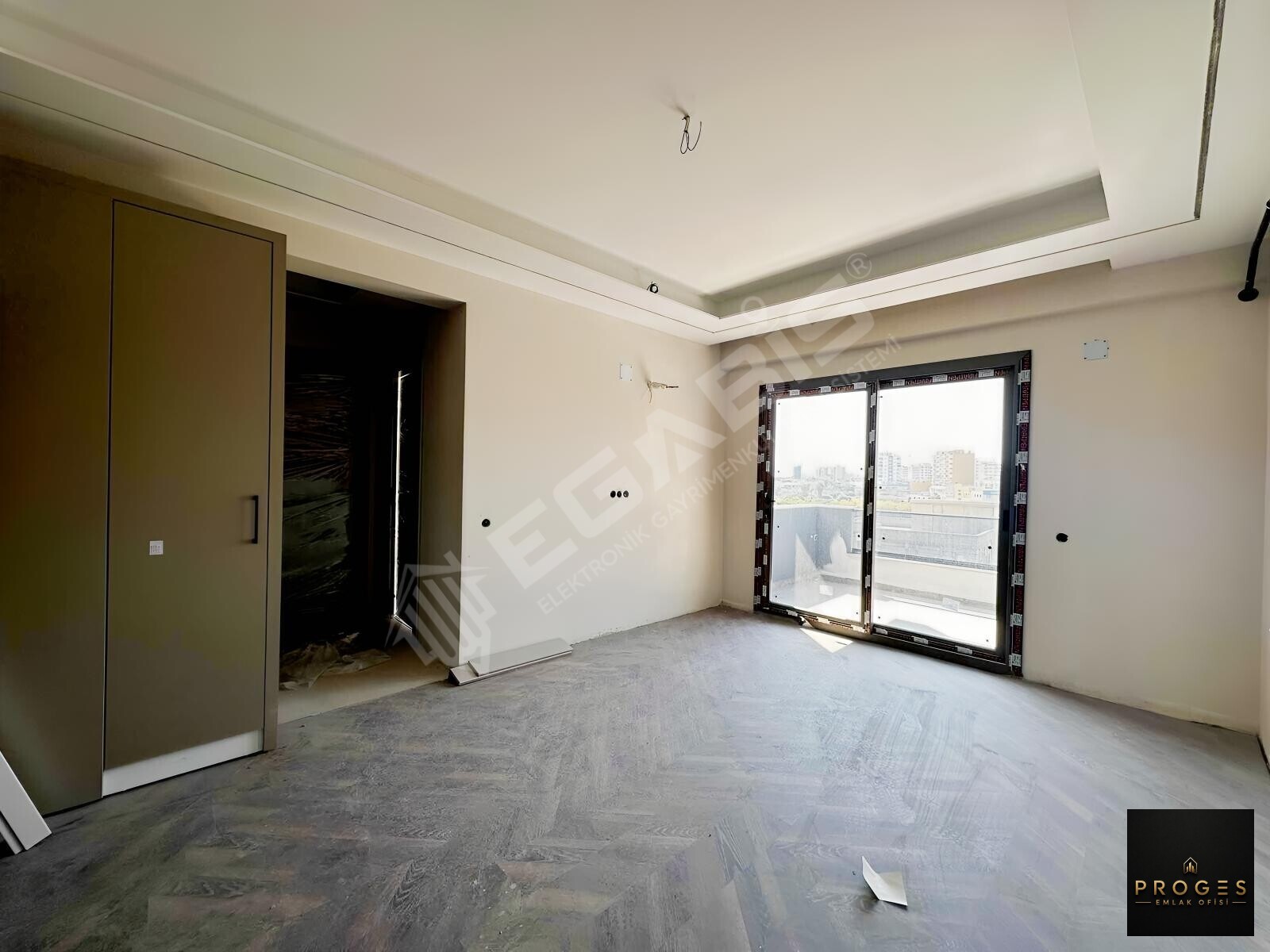 PROGES'TEN ÇEŞMELİ MAH HAVUZ MANZARALI SATILIK 1+1 DAİRE - 10