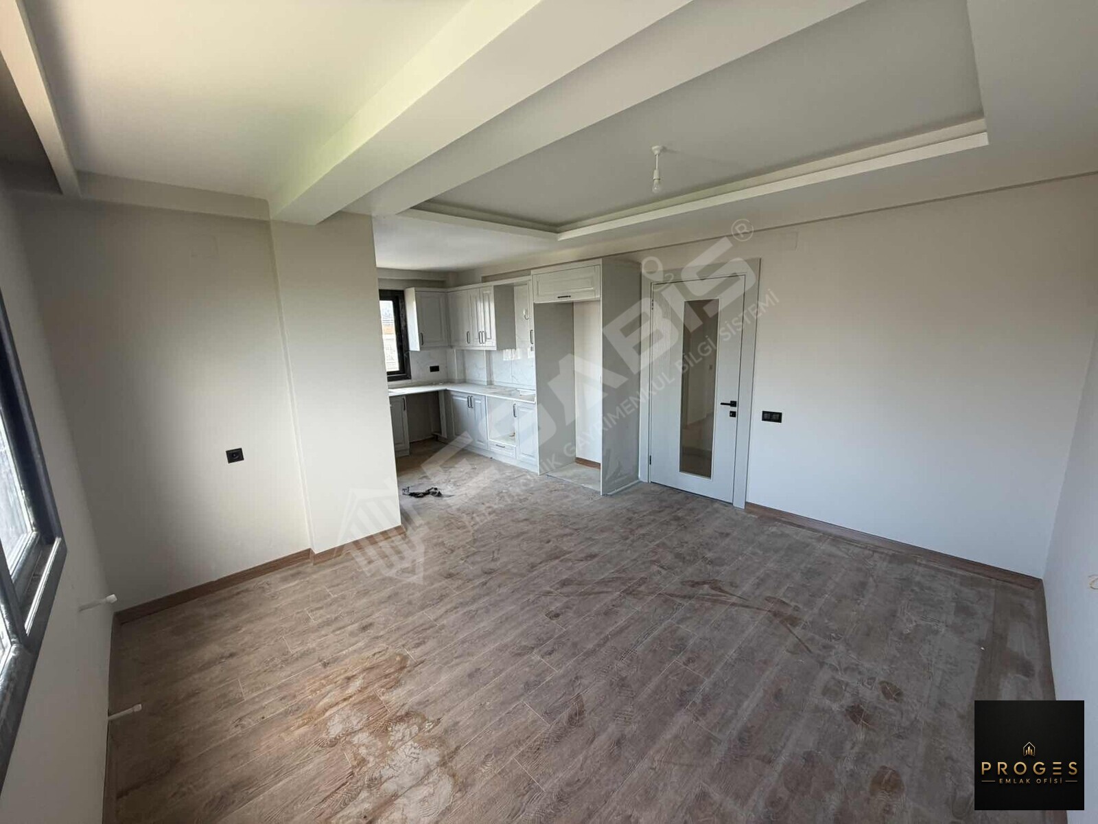 PROGESTEN TÖMÜKTE İSKANLI OTURUMA HAZIR SIFIR 2+1 DAİRE - 10