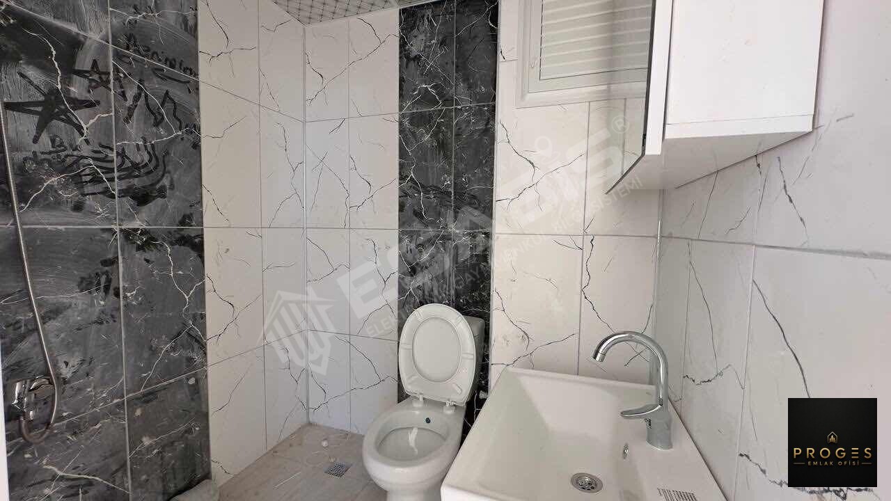 PROGES'TEN DENİZE YAKIN DÜŞÜK KATLI 2+1 SATILIK DAİRE - 12
