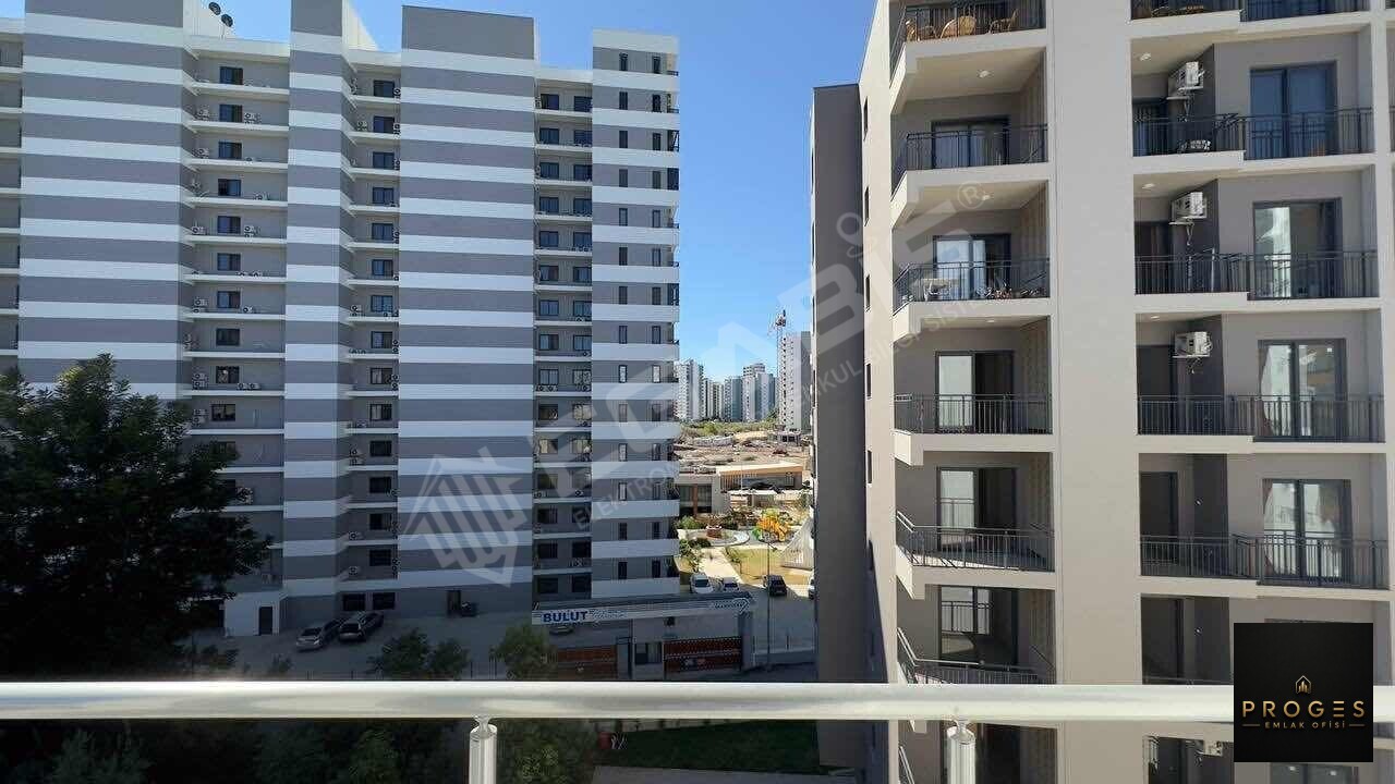PROGES'TEN DENİZE YAKIN DÜŞÜK KATLI 2+1 SATILIK DAİRE - 14