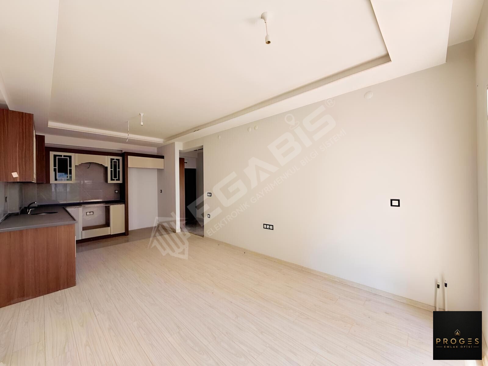 PROGESTEN TÖMÜKTE GENİŞ HAVUZLU SİTE İÇERİSİNDE 1+1 DAİRELER - 4