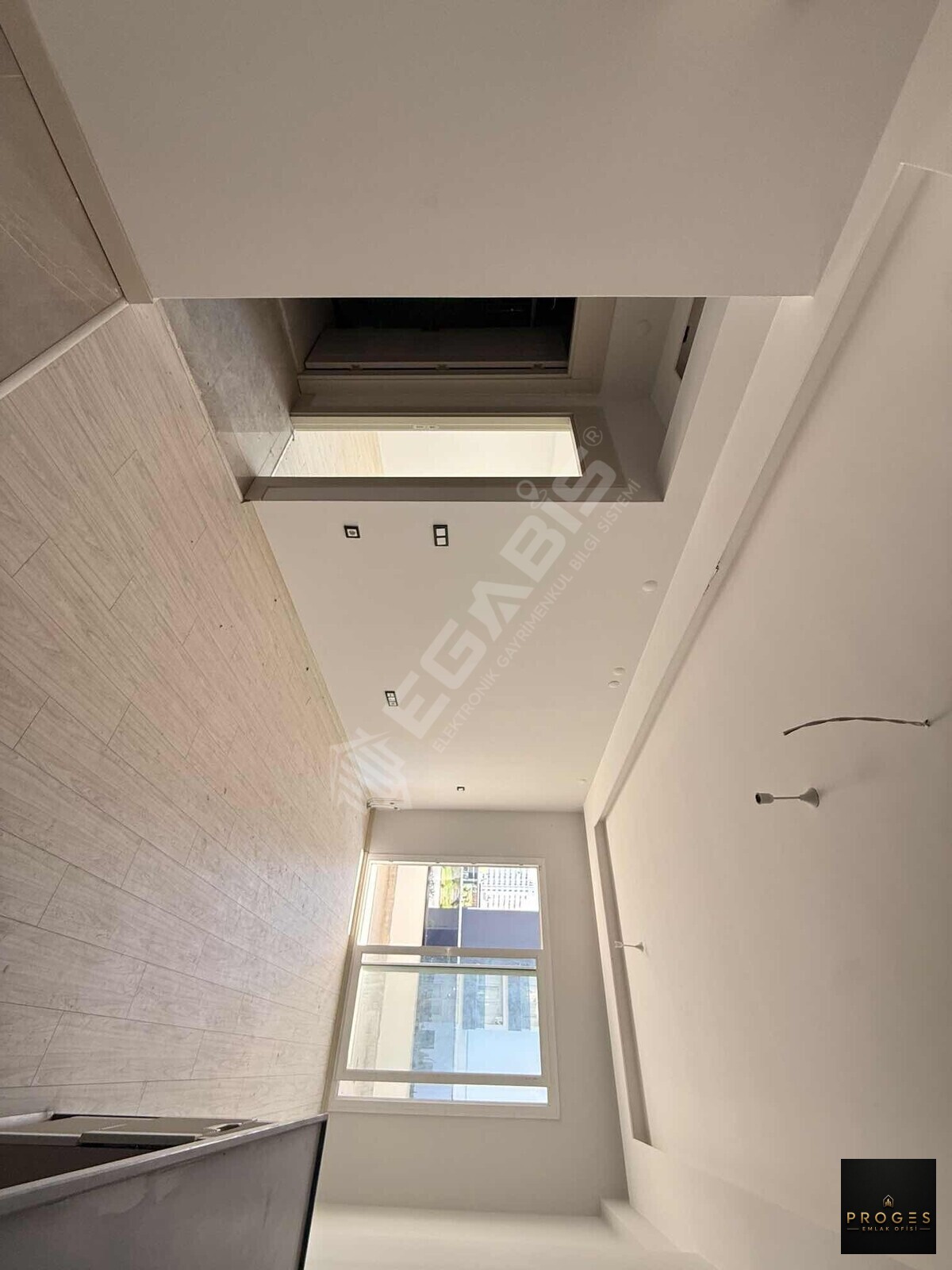 PROGESTEN TÖMÜKTE GENİŞ HAVUZLU SİTE İÇERİSİNDE 1+1 DAİRELER - 7