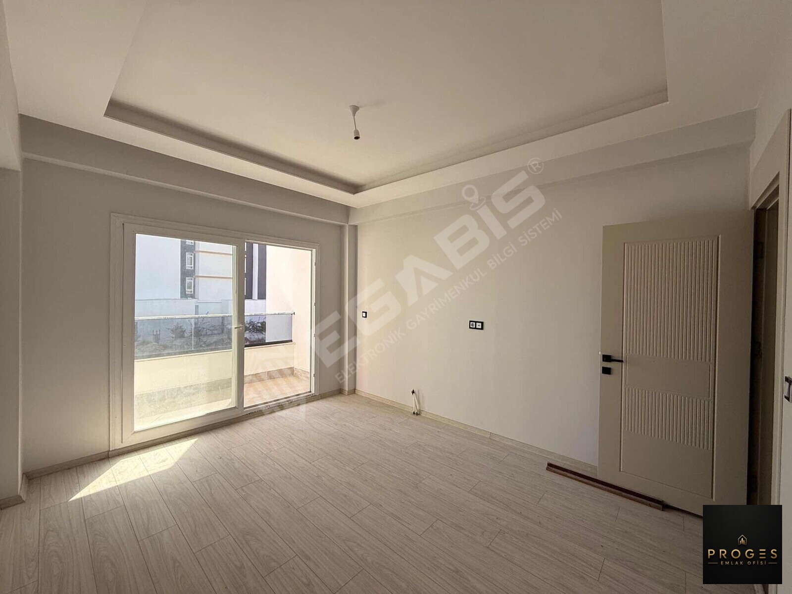PROGESTEN TÖMÜKTE GENİŞ HAVUZLU SİTE İÇERİSİNDE 1+1 DAİRELER - 12