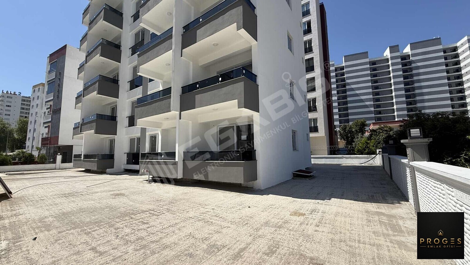 PROGES'TEN ARPAÇBAHŞİŞ'TE DENİZE YÜRÜME MESAFESİNDE 1+1 SATILIK - 27