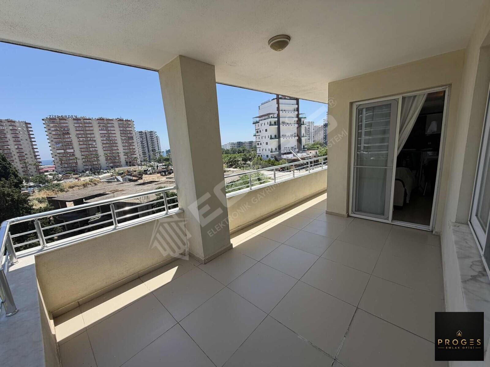 TÖMÜKTE EŞYALI İSKANLI 2+1 DAİRE - 3