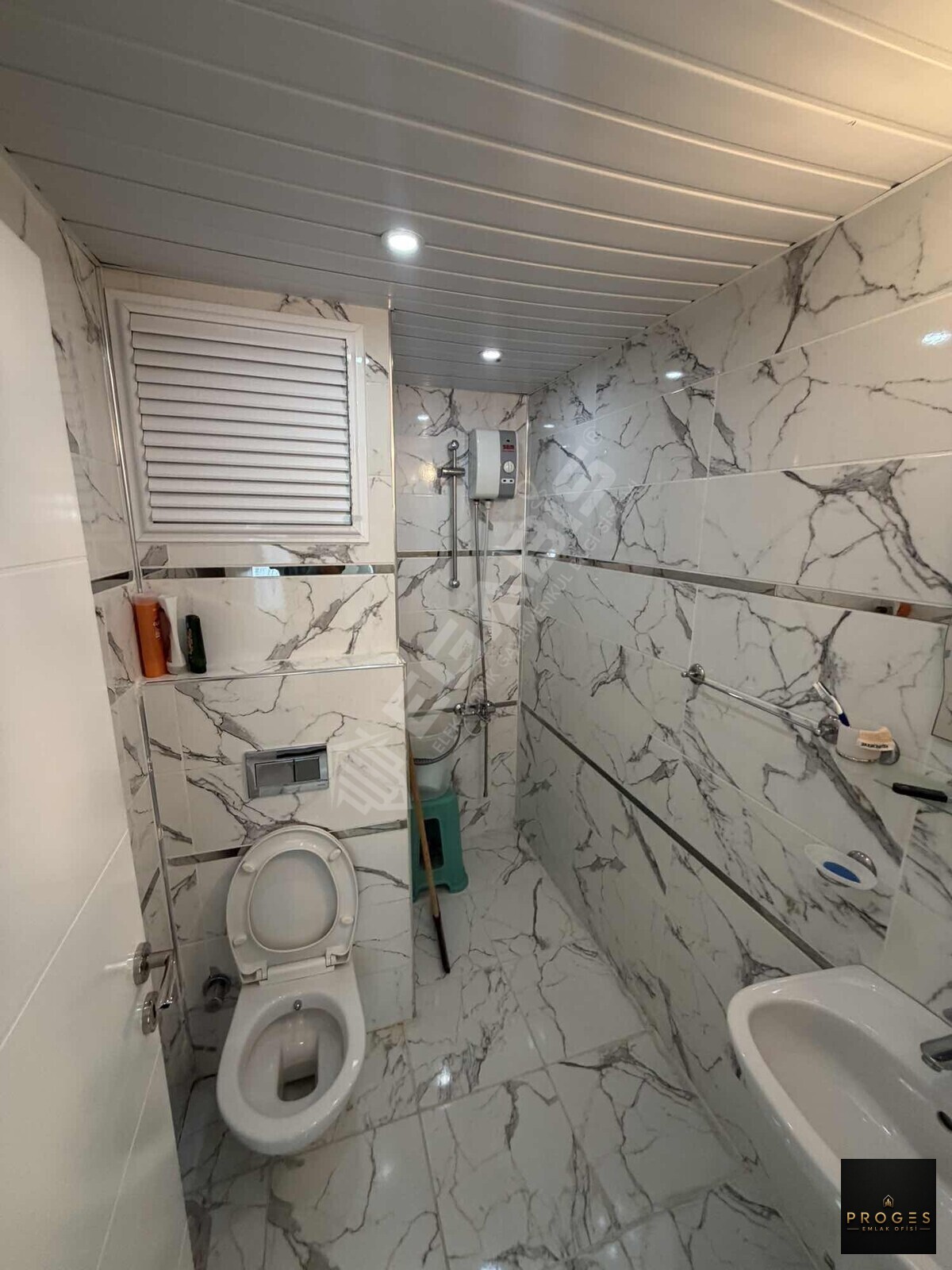 TÖMÜKTE EŞYALI İSKANLI 2+1 DAİRE - 12