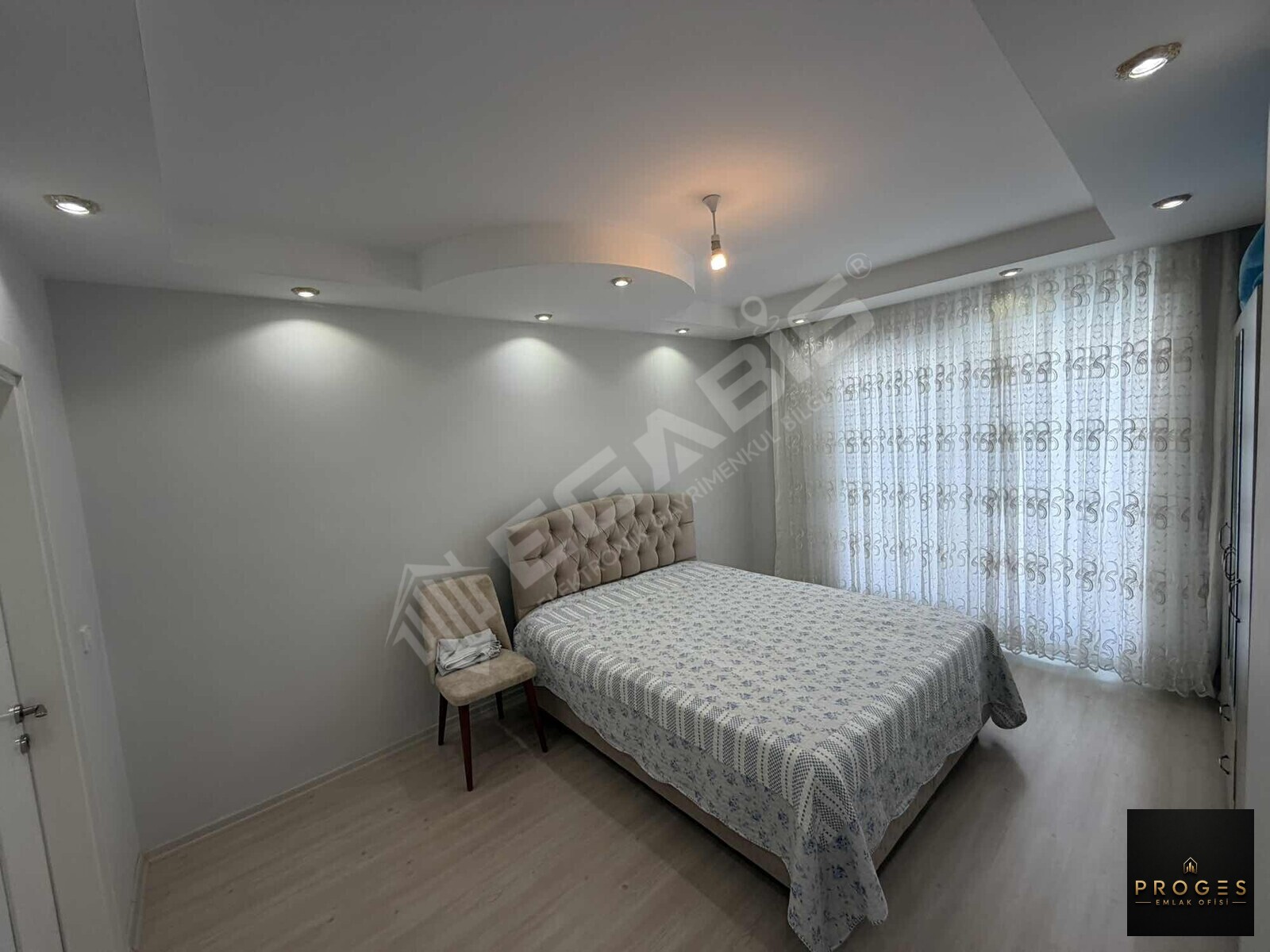 TÖMÜKTE EŞYALI İSKANLI 2+1 DAİRE - 15