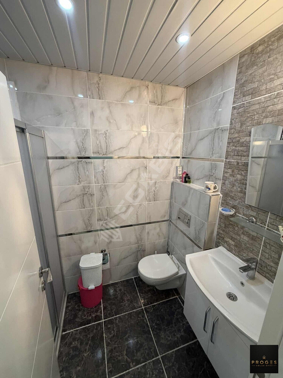 TÖMÜKTE EŞYALI İSKANLI 2+1 DAİRE - 16