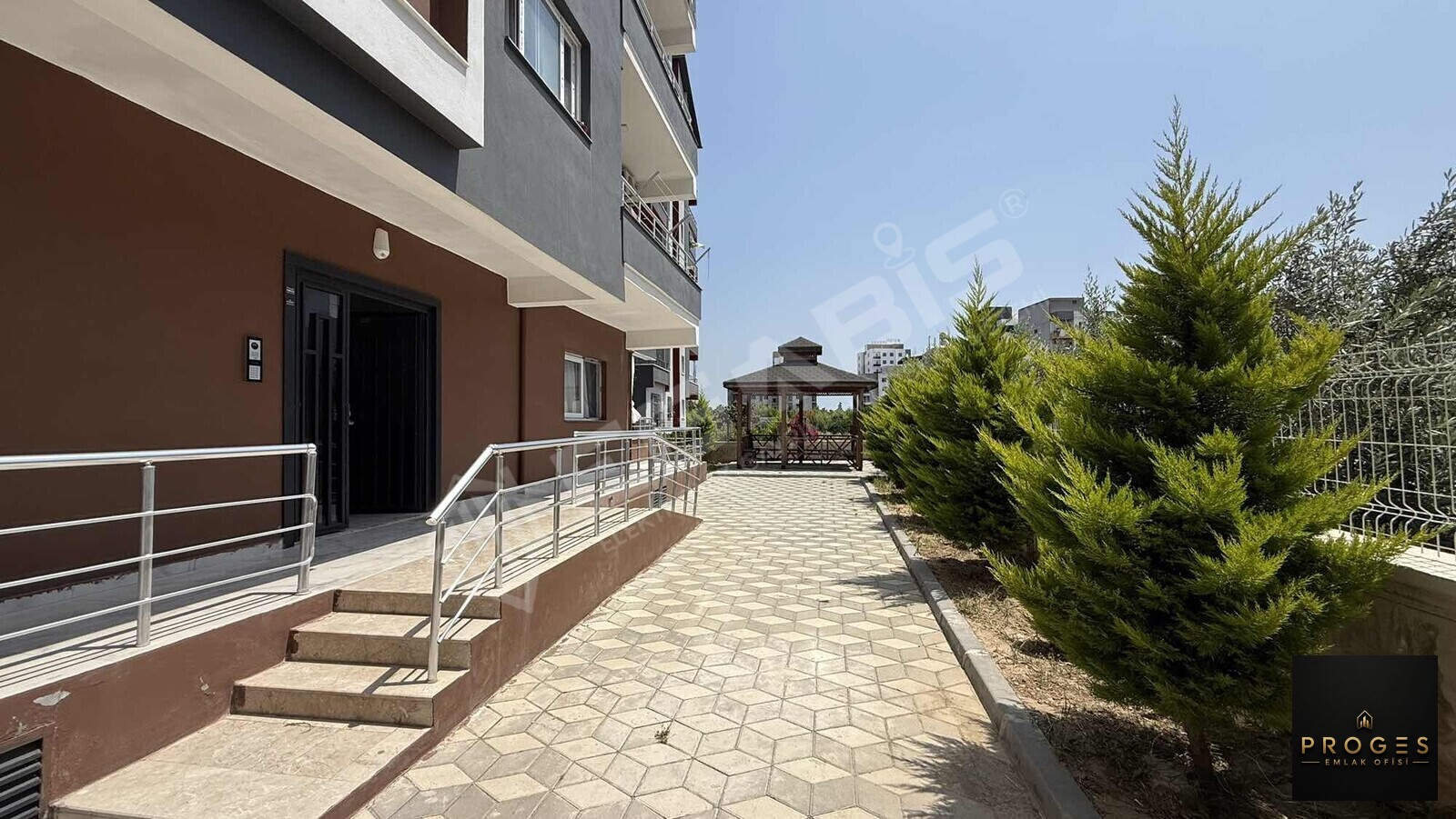 PROGES'TEN ARPAÇBAHŞİŞ'TE HAVUZLU SİTE İÇERİSİNDE 1+1 SATILIK - 15