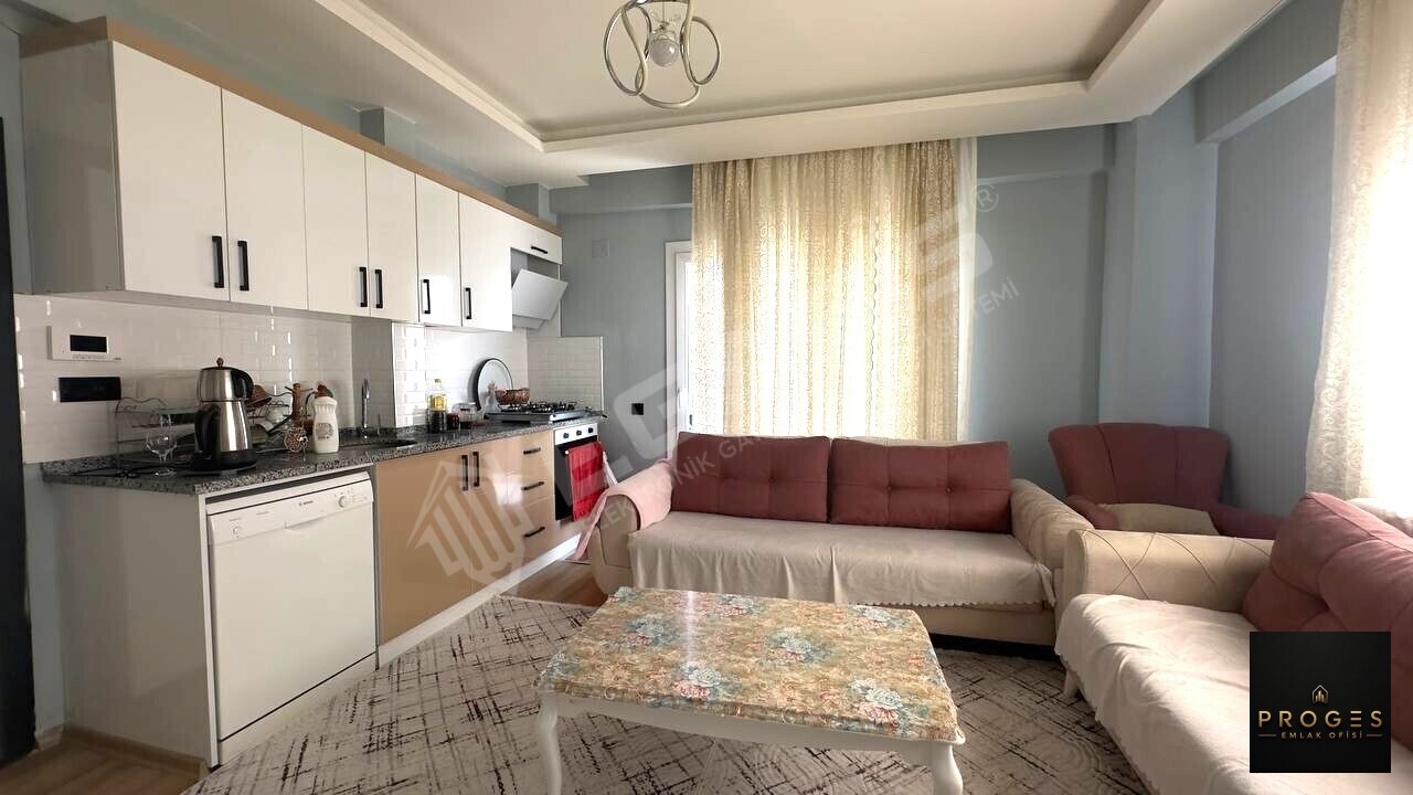 PROGES'TEN ARPAÇBAHŞİŞ'TE HAVUZLU SİTEDE 2+1 EŞYALI SATILIK