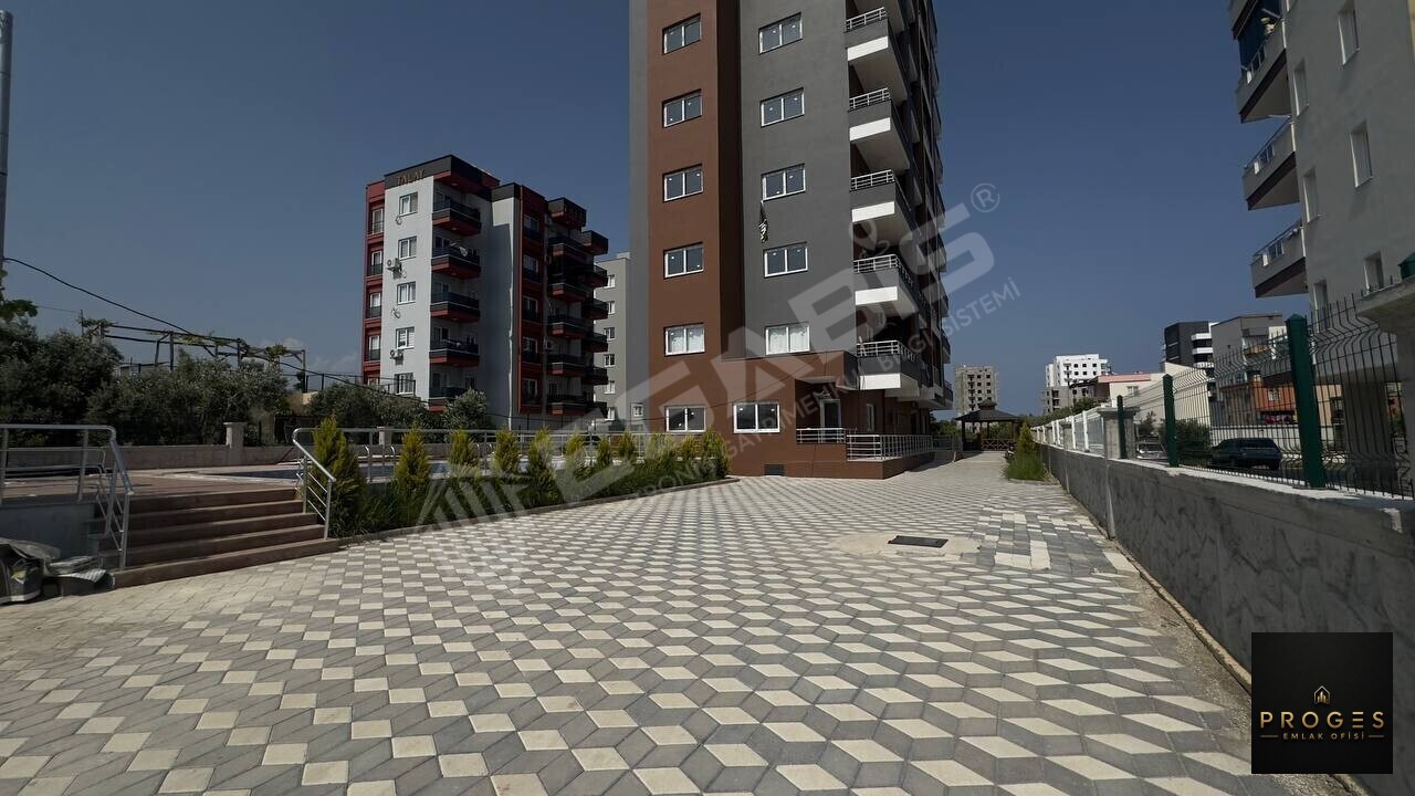 PROGES'TEN ARPAÇBAHŞİŞ'TE HAVUZLU SİTEDE 2+1 EŞYALI SATILIK - 12