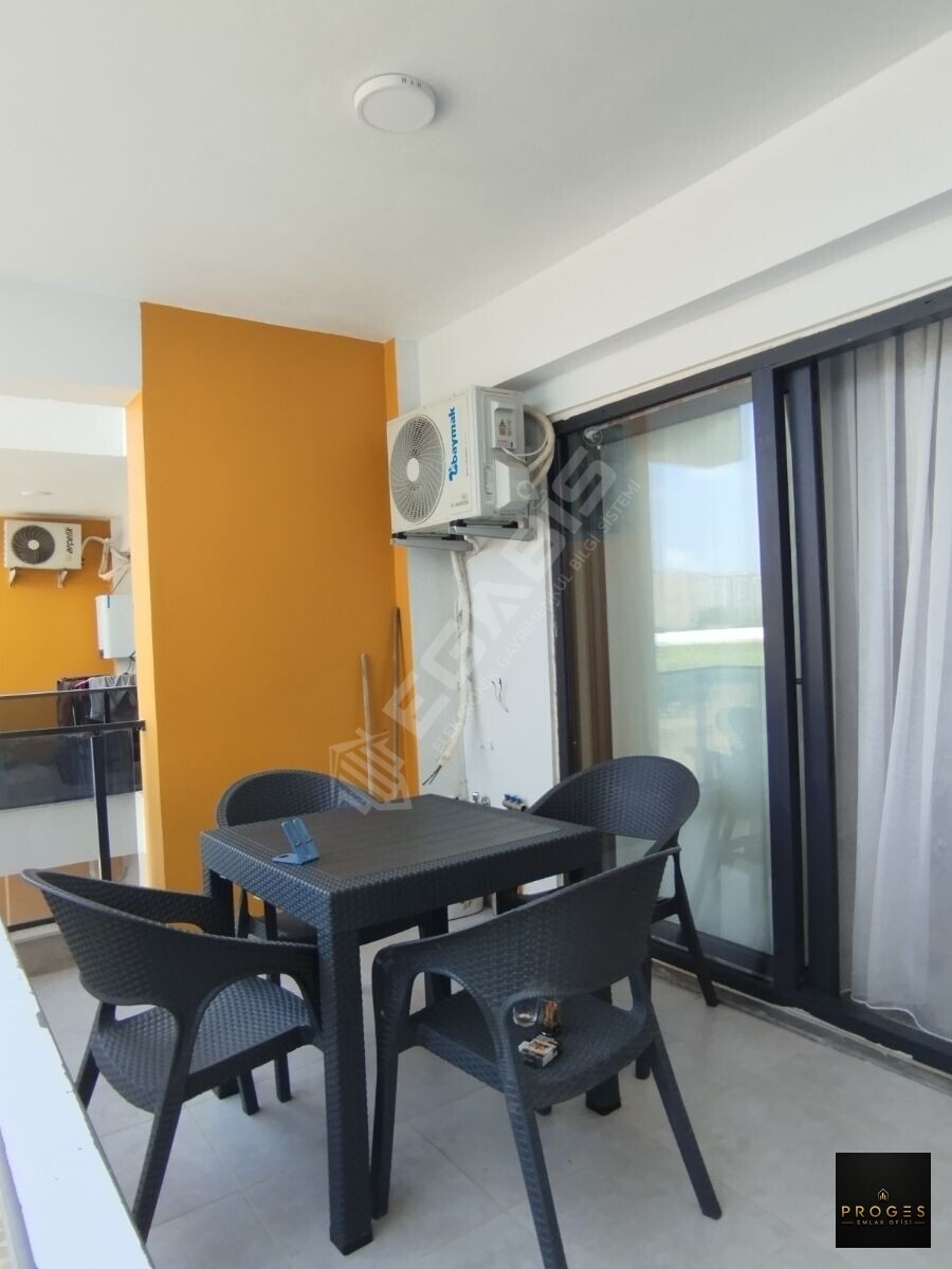 ERDEMLİ TÖMÜKTE HAVUZLU SİTEDE SATILIK 1+1 FULL EŞYALI YAZLIK - 14