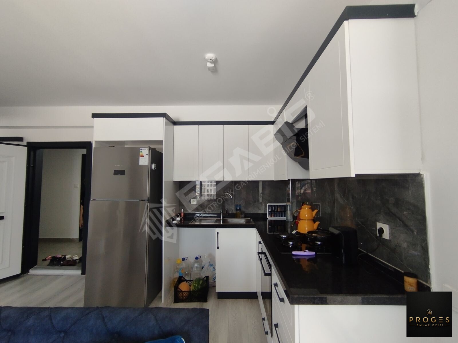 ERDEMLİ TÖMÜK MAHALLESİNDE SATILIK FULL EŞYALI 1+1 YAZLIK - 9