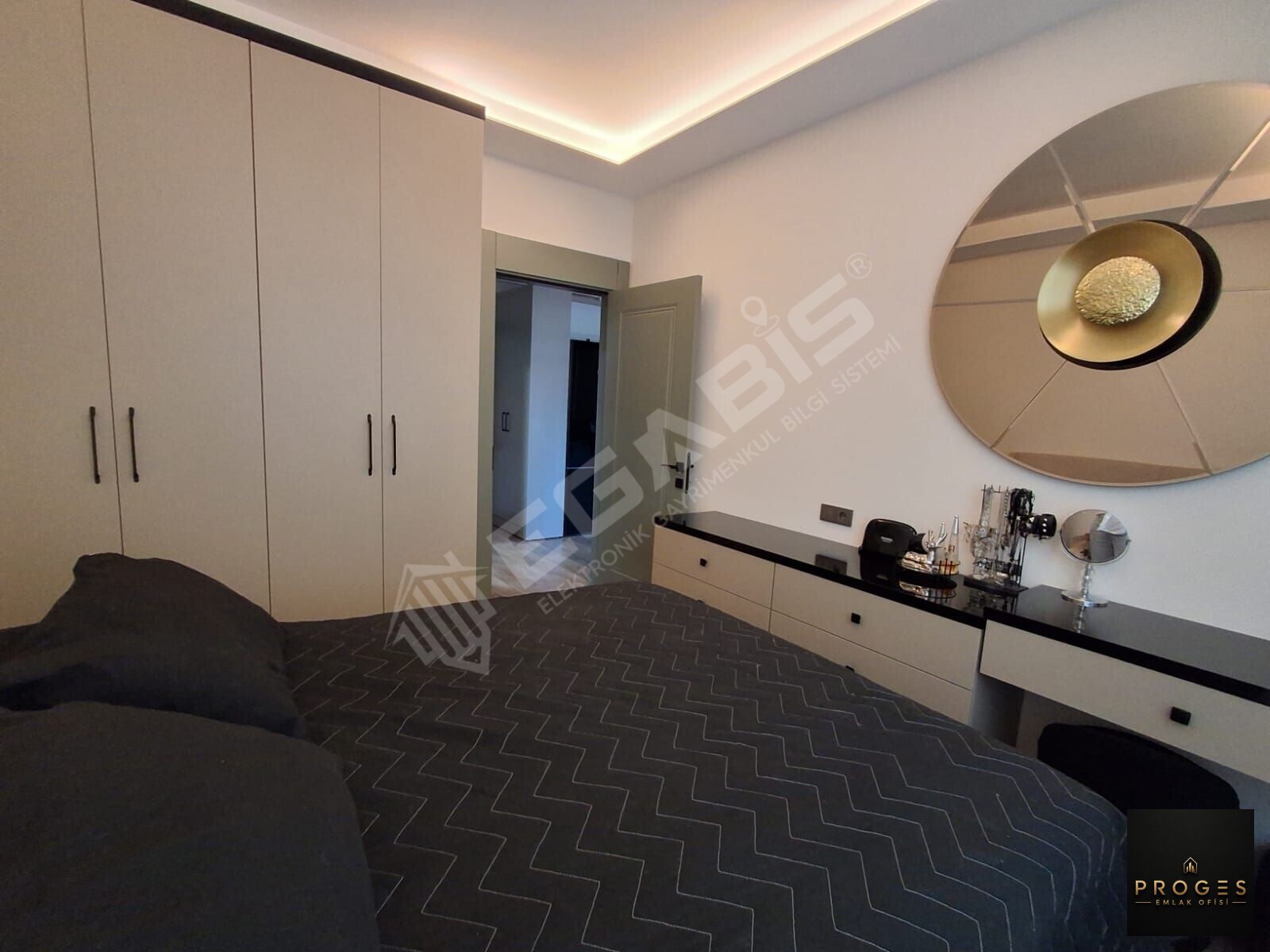 ERDEMLİ ARPAÇBAHŞİŞ MAHALLESİNDE SATILIK 1+1 KISMİ EŞYALI DAİRE - 14