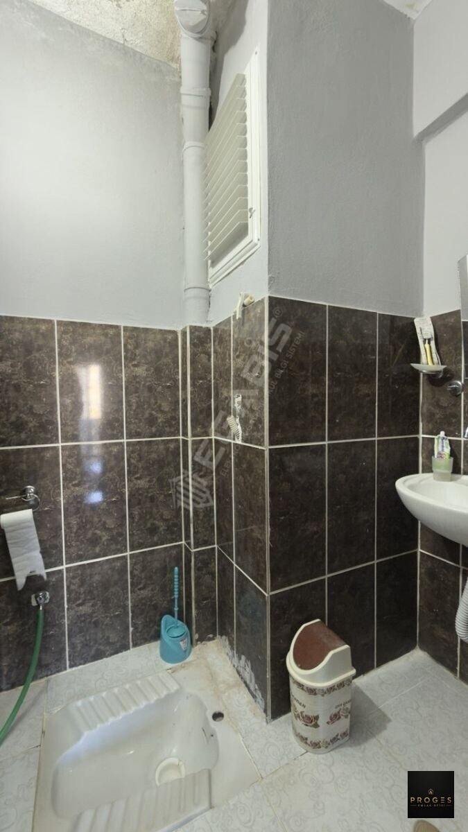 ERDEMLİ TÖMÜKTE HAVUZLU SİTEDE SATILIK 2+1 BAĞIMSIZ MUTFAK DAİRE - 6