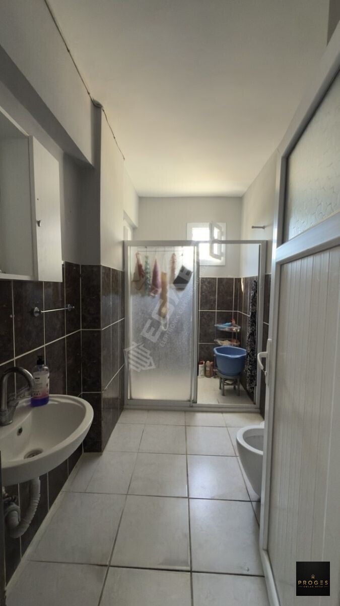 ERDEMLİ TÖMÜKTE HAVUZLU SİTEDE SATILIK 2+1 BAĞIMSIZ MUTFAK DAİRE - 11