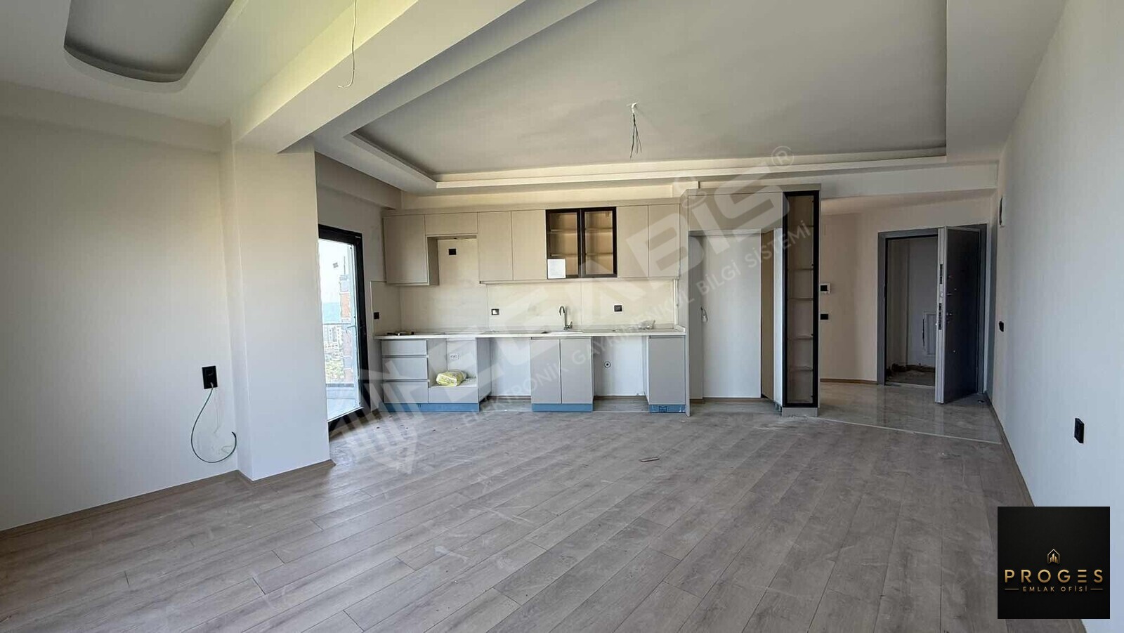 PROGES'TEN AYAŞ'TA FULL DENİZ MANZARALI 1+1 SATILIK DAİRE - 3