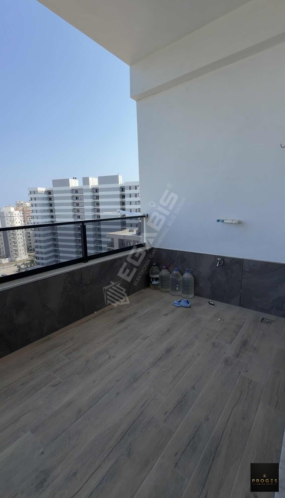 PROGES'TEN ARPAÇBAHŞIŞ MH DENİZ MANZARALI SATILIK 1+1 - 8