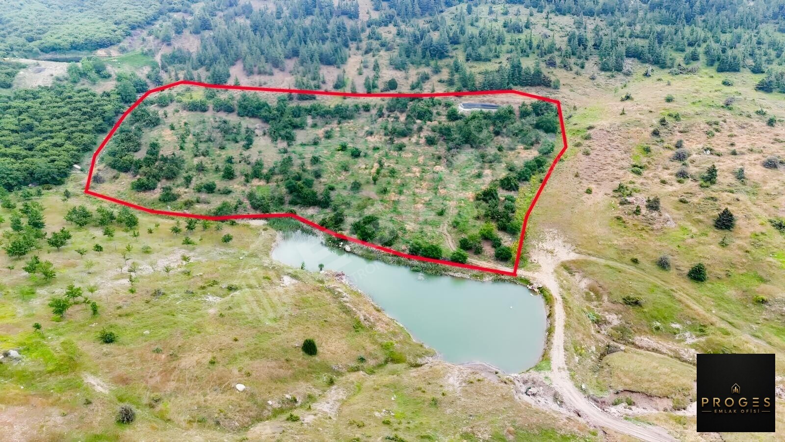 HACIALANI YAYLASINDA 16 DÖNÜM BAHÇESİ TAKASA AÇIK BAHÇE