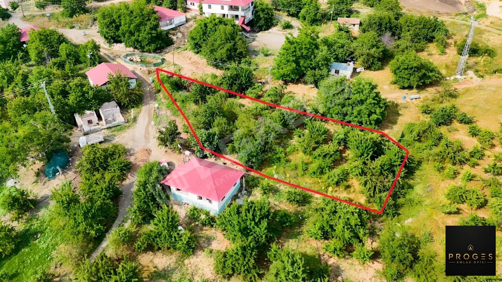 HACIALANI YAYLASINDA 520 M2 MÜSTAKİL GÖLET MANZARALI PARSEL