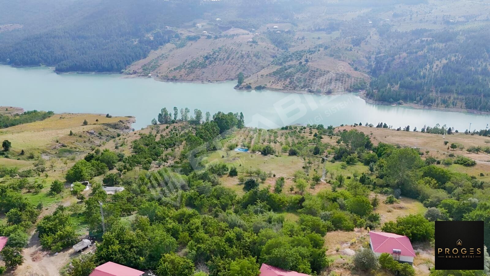 HACIALANI YAYLASINDA 520 M2 MÜSTAKİL GÖLET MANZARALI PARSEL - 4