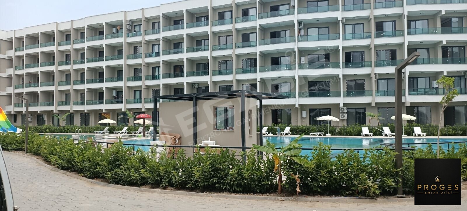 PROGES'TEN TATİL KÖYÜ TADINDA HAVUZ MANZARALI 1+1 SATILIK DAİRE - 14