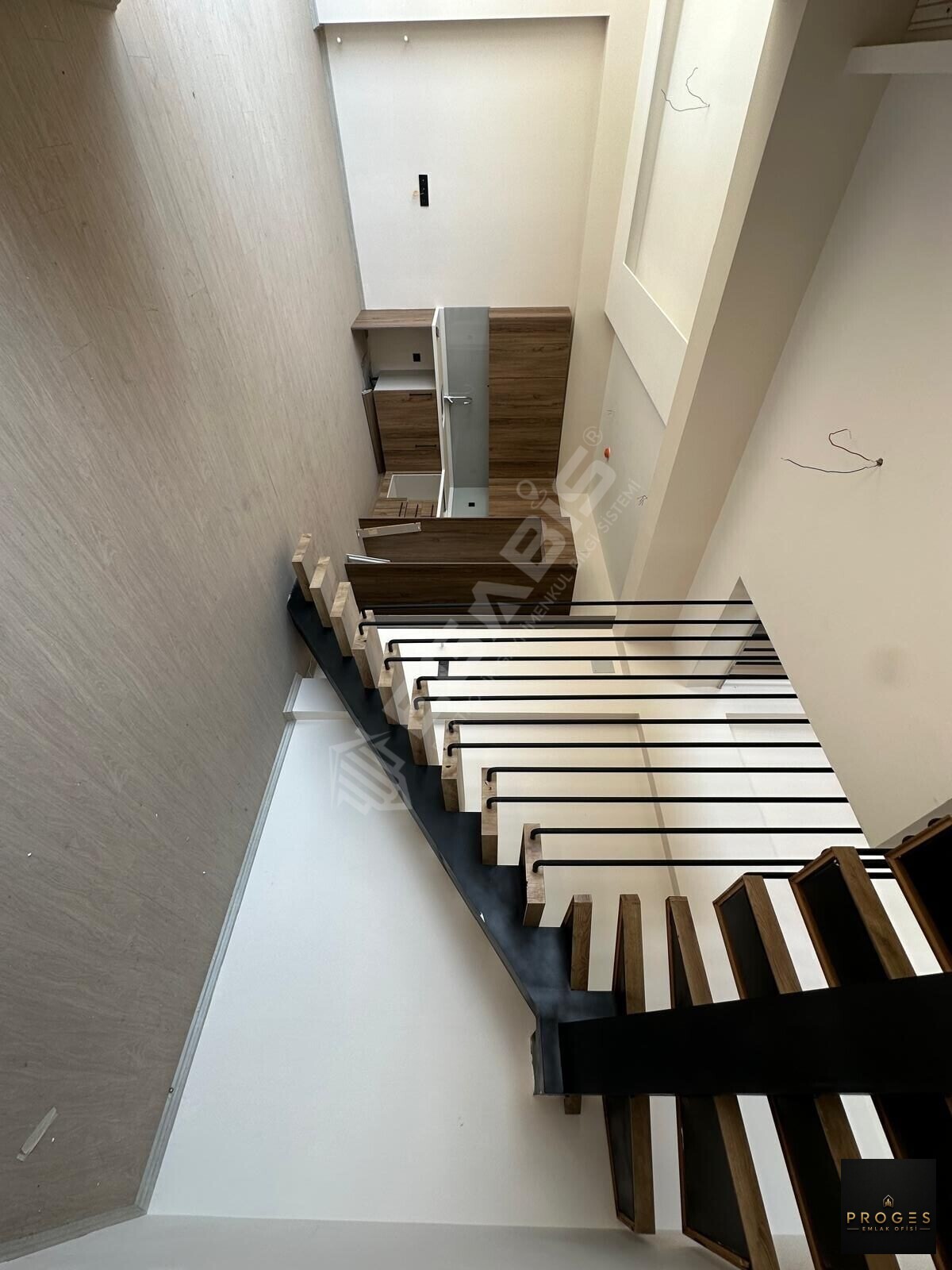 PROGES'TEN ÇESMELİ'DE DUBLEKS 1+1 SATILIK & KİRALIK DAİRE - 15