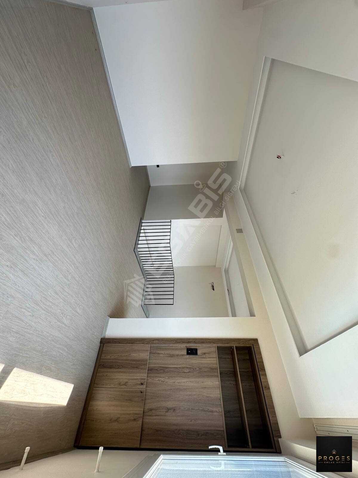 PROGES'TEN ÇESMELİ'DE DUBLEKS 1+1 SATILIK & KİRALIK DAİRE - 9