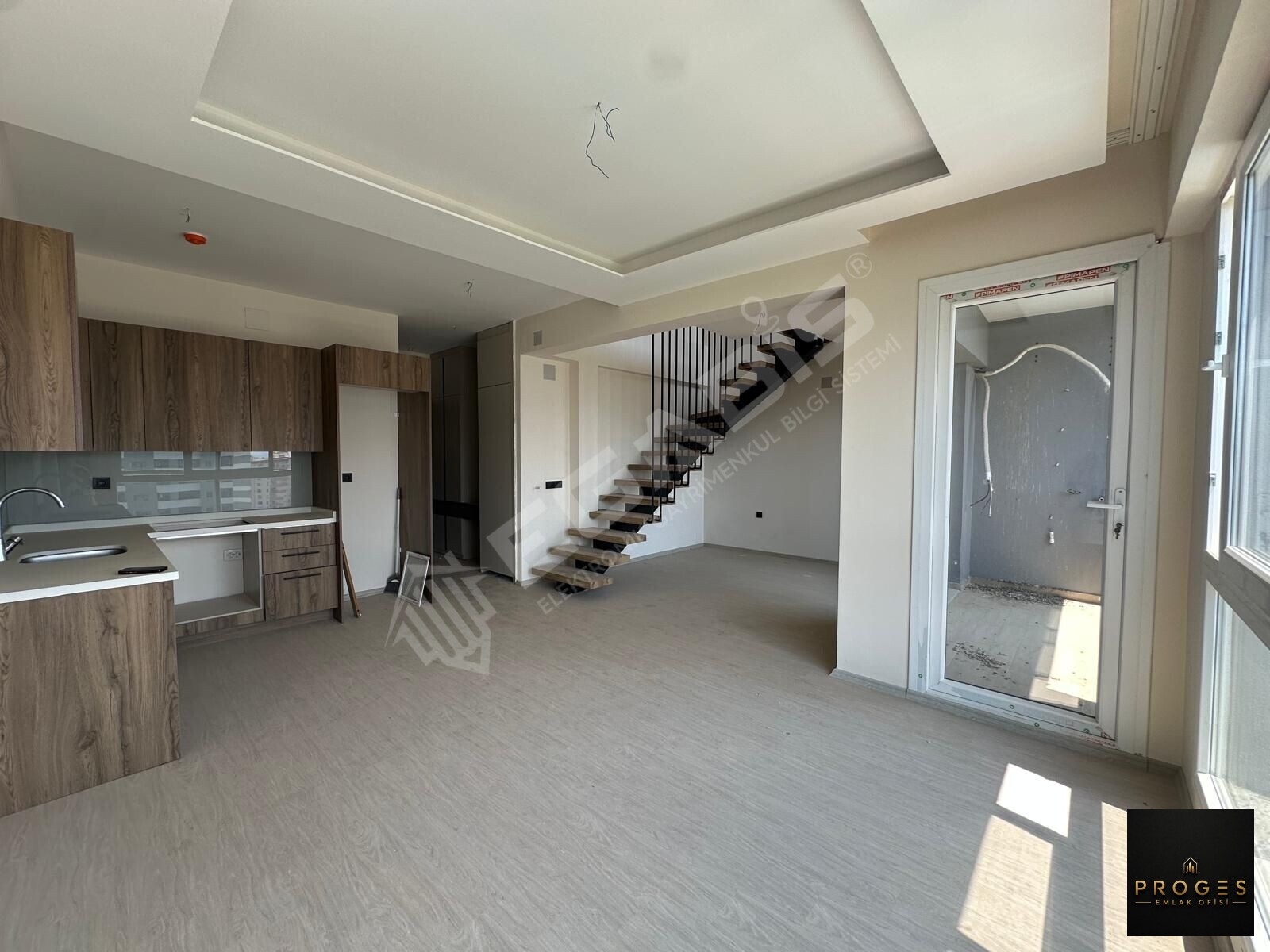 PROGES'TEN ÇESMELİ'DE DUBLEKS 1+1 SATILIK & KİRALIK DAİRE - 16