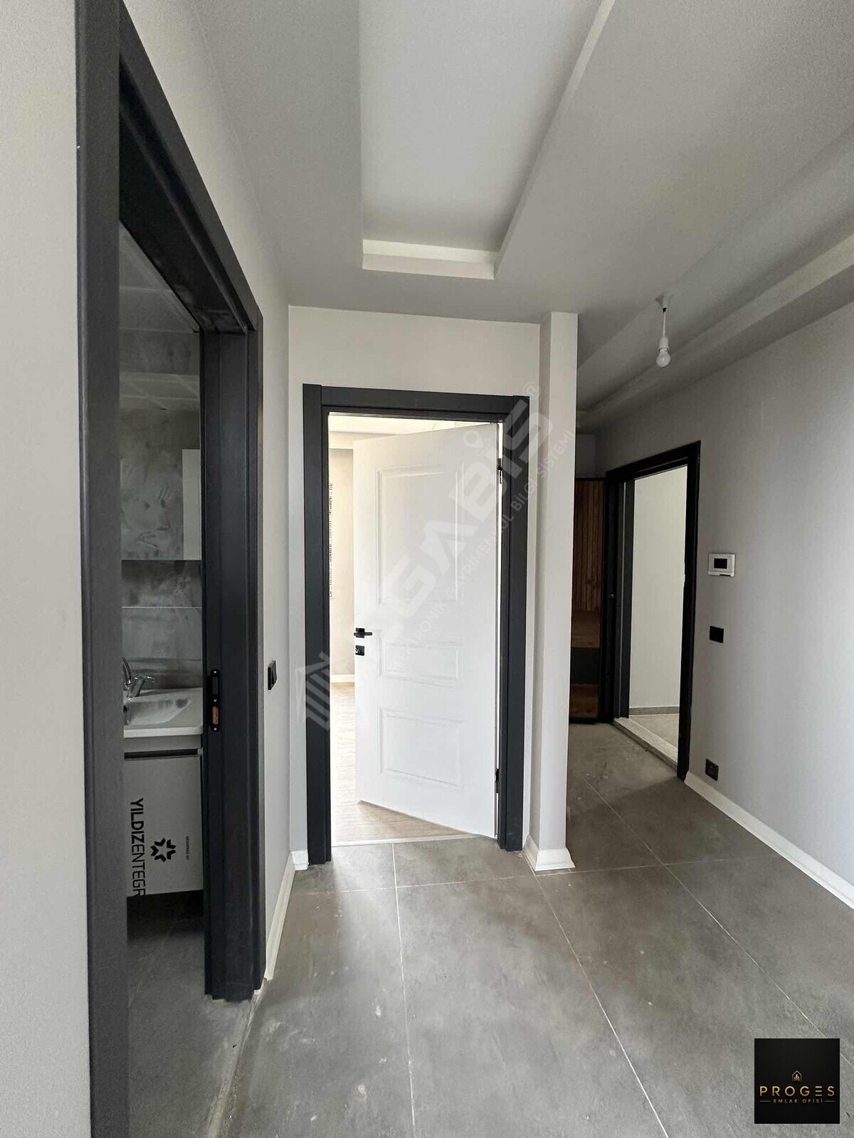 PROGESTEN PLAJA 300mt 3 CEPHELİ FULL DENİZ MANZARALI SATILIK 1+1 - 6