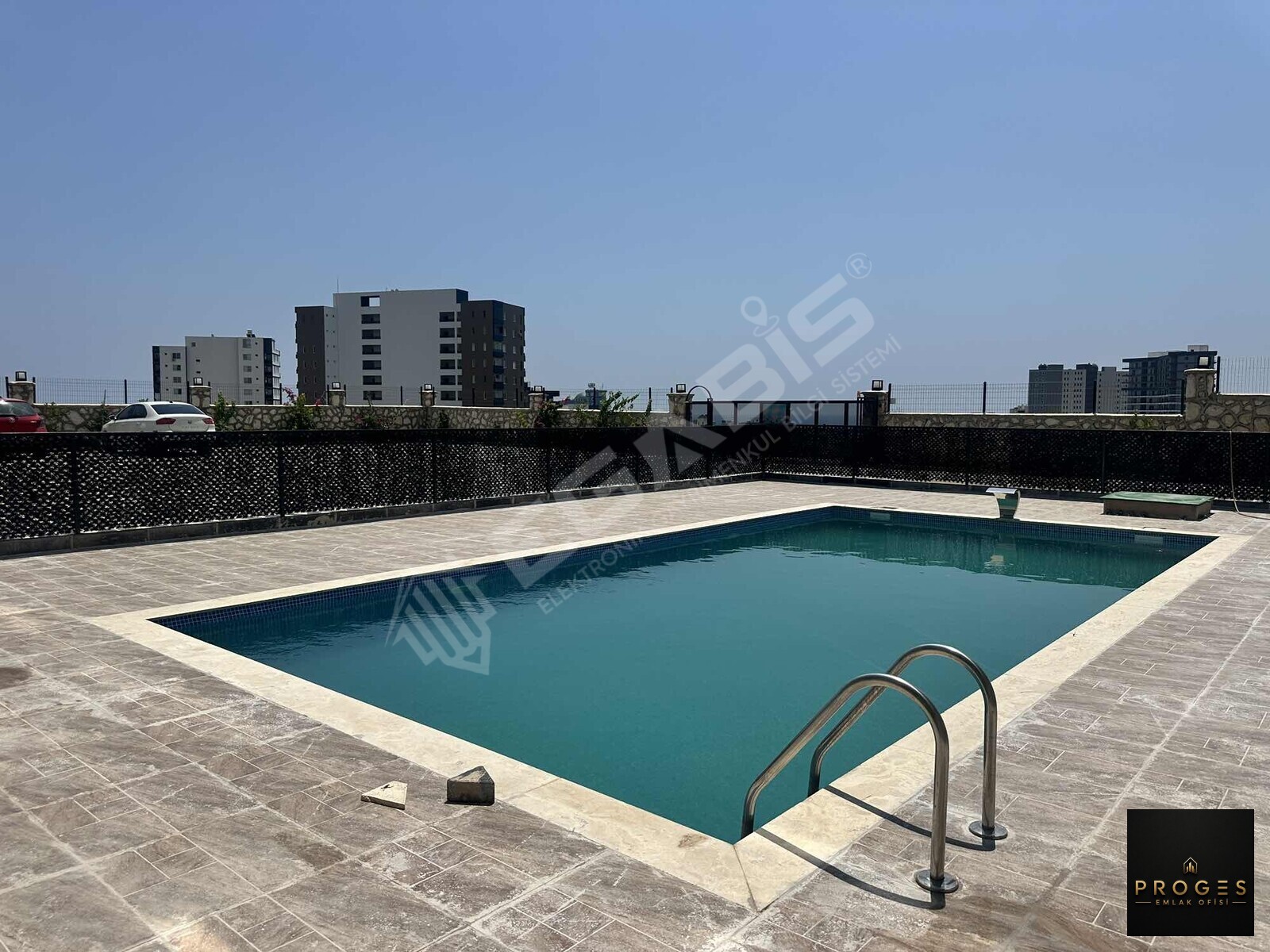 PROGESTEN PLAJA 300mt 3 CEPHELİ FULL DENİZ MANZARALI SATILIK 1+1 - 15