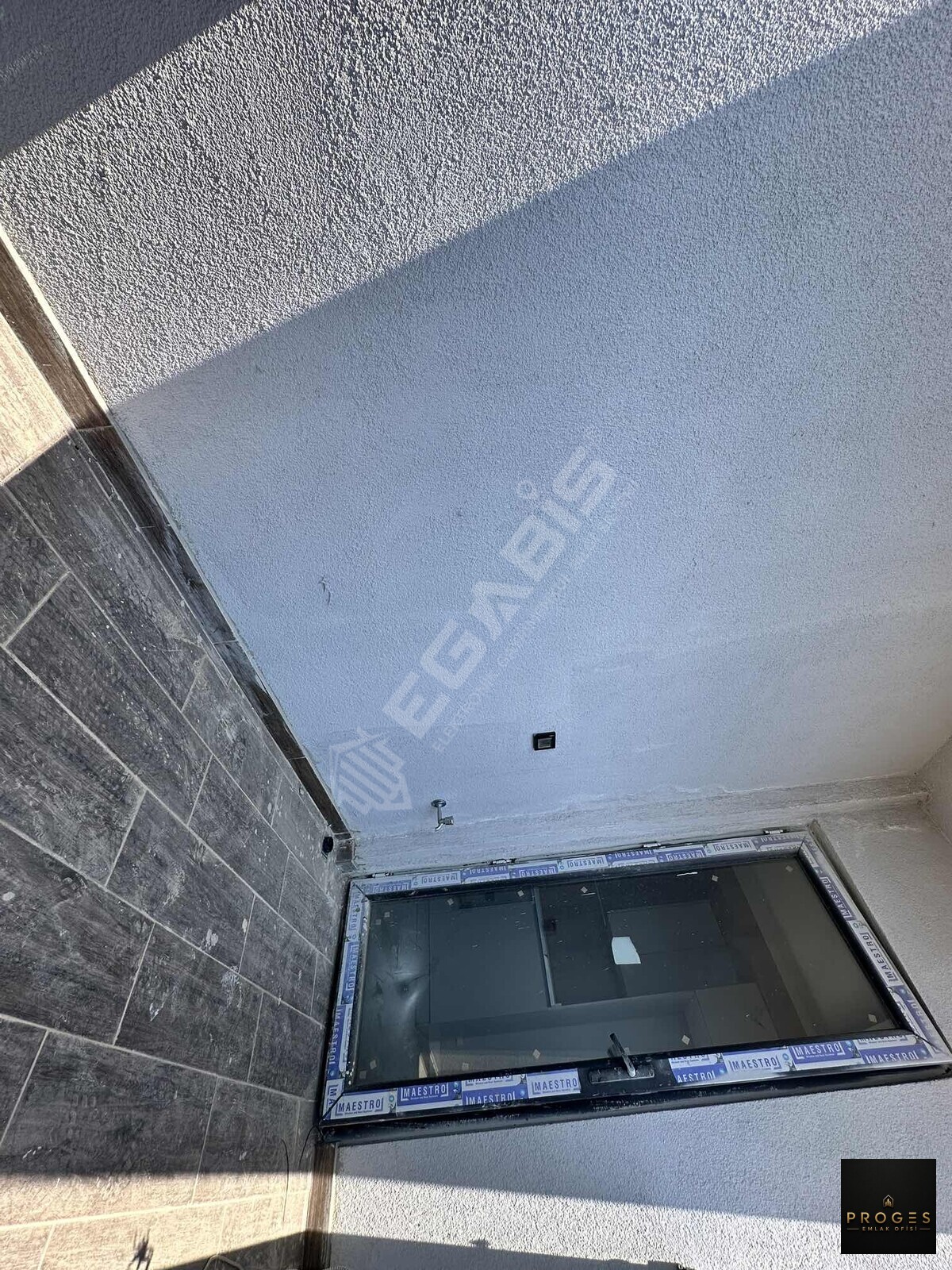 PROGESTEN PLAJA 300mt 3 CEPHELİ FULL DENİZ MANZARALI SATILIK 1+1 - 23